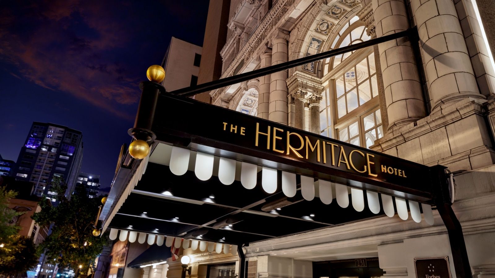 The Hermitage Hotel Review: A Nashville, Tennessee Icon