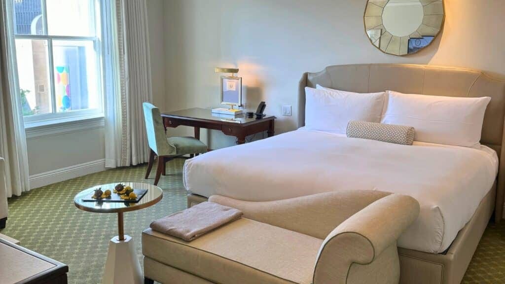 8 Signs Your Hotel Room May Not Be as Clean as It Looks
