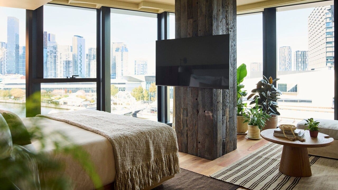 The 6 Best Hotel Credit Cards Under $100: A Guide to Get Great Value