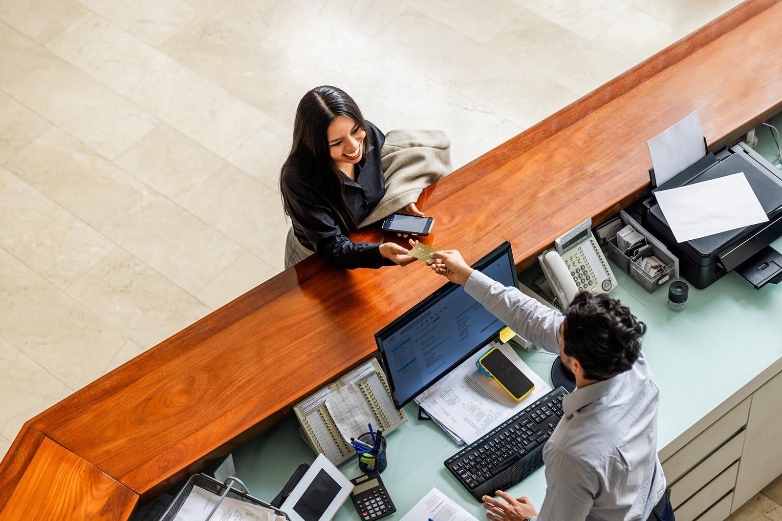 5 Items Hotel Front Desk Clerks Say You Should Always Request at Check-In