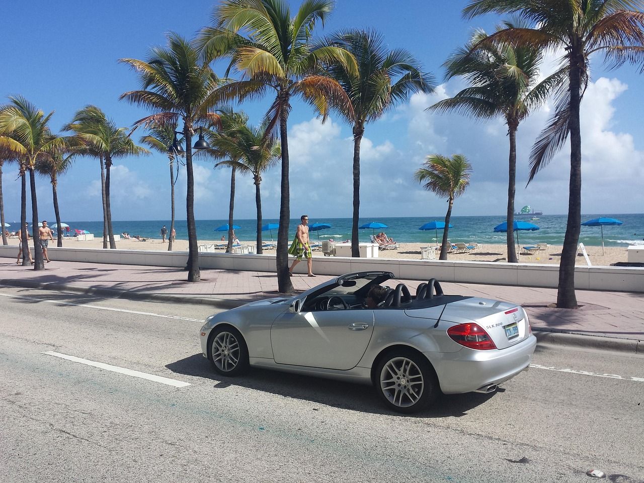 6 American Cities Tourists Find Surprisingly Unfriendly — and 6 That Feel Welcoming