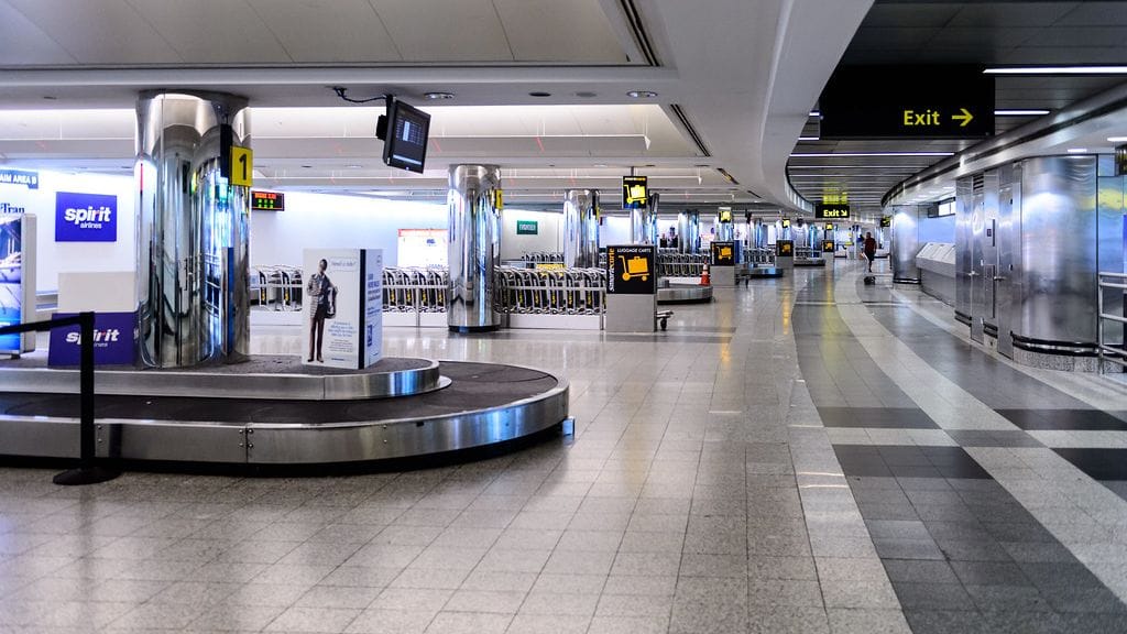10 Things People Do at Baggage Claim That Drive Everyone Crazy