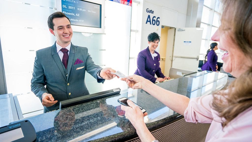 11 Things Gate Agents Wish Travelers Knew (Over 60+)