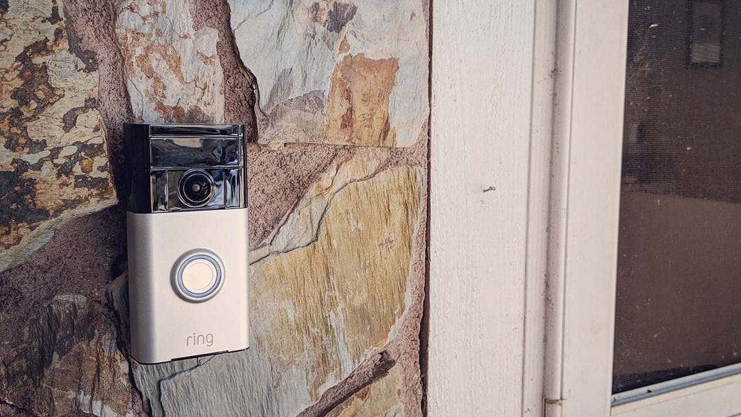 16 Nighttime Safety Habits Retirees Swear By That Most People Never Think to Start