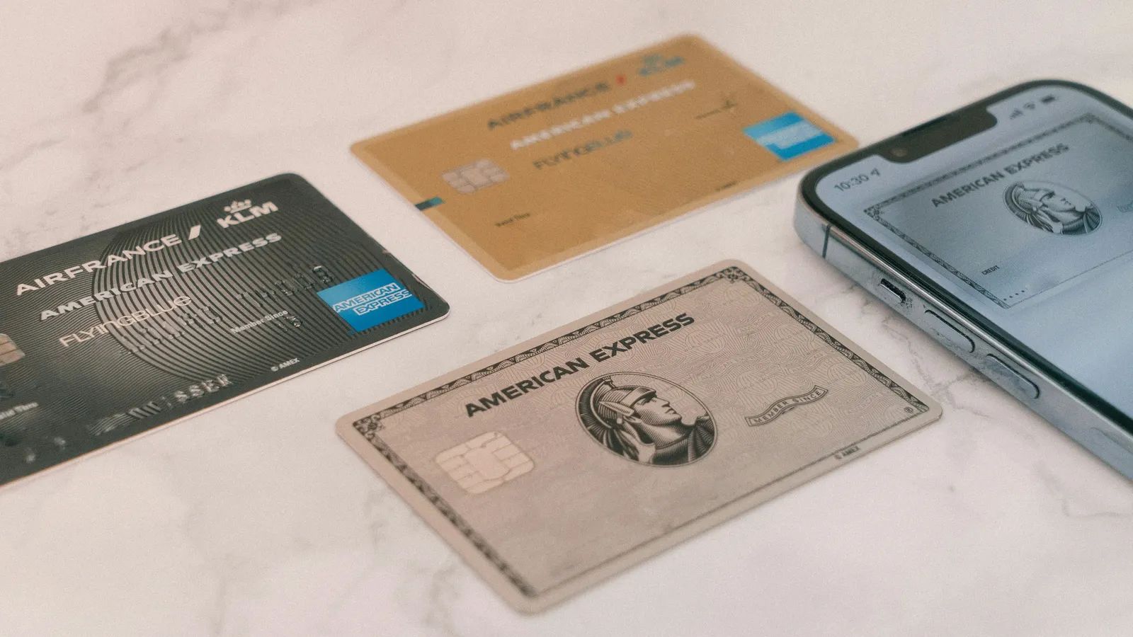 Amex Platinum vs. Delta Reserve for Delta Flyers