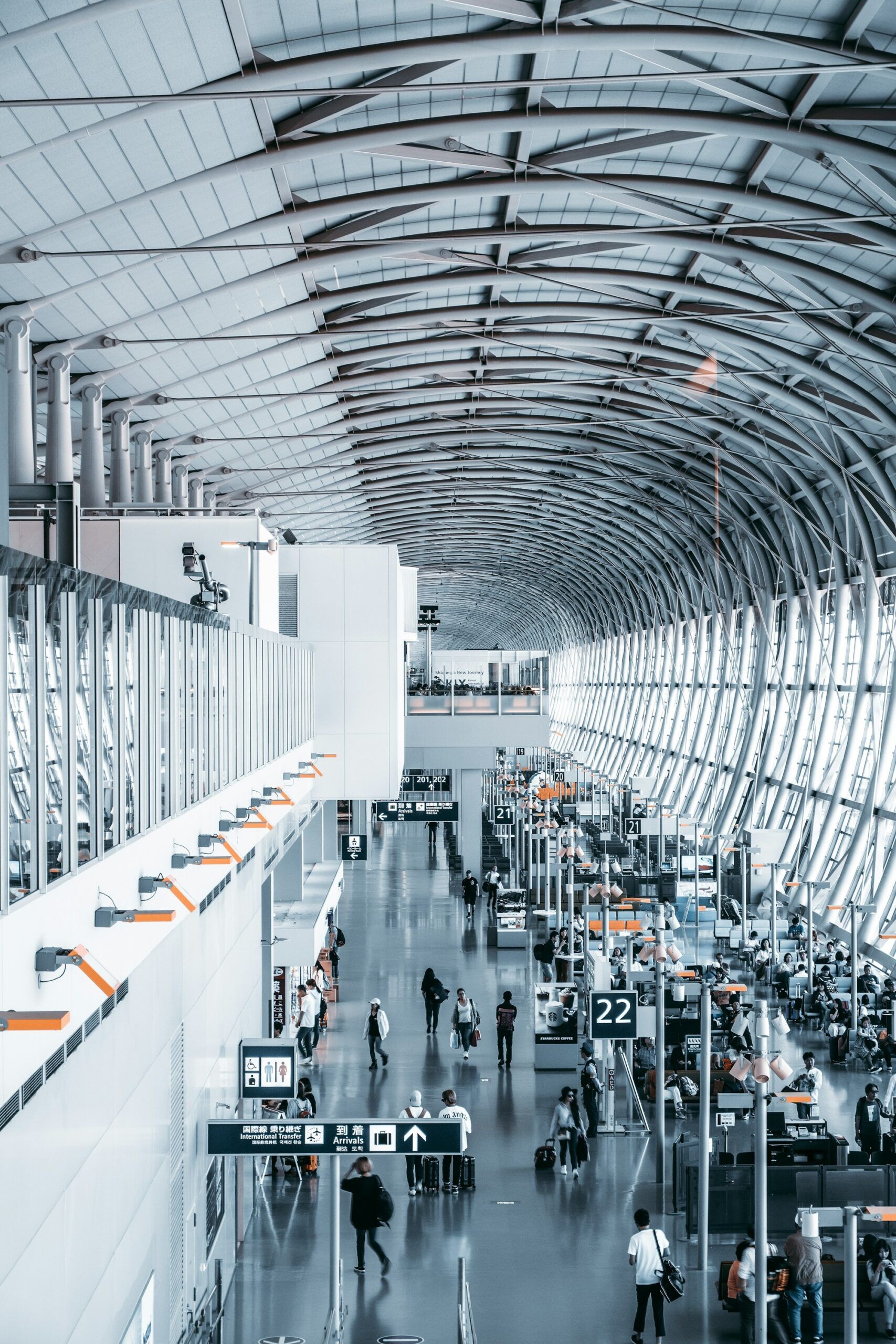 8 Airport Mistakes Seasoned Travelers Say They Never Make Anymore