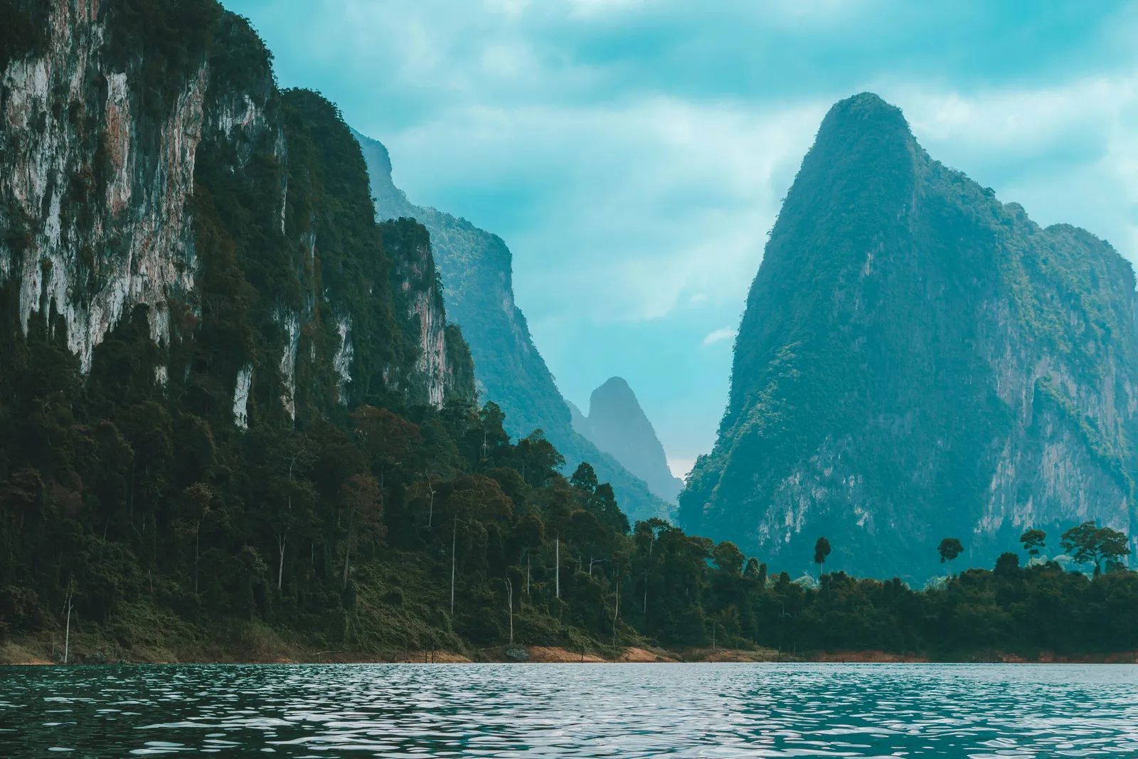 After 12 Years in Thailand, This Jungle Lake Emerged as a Standout