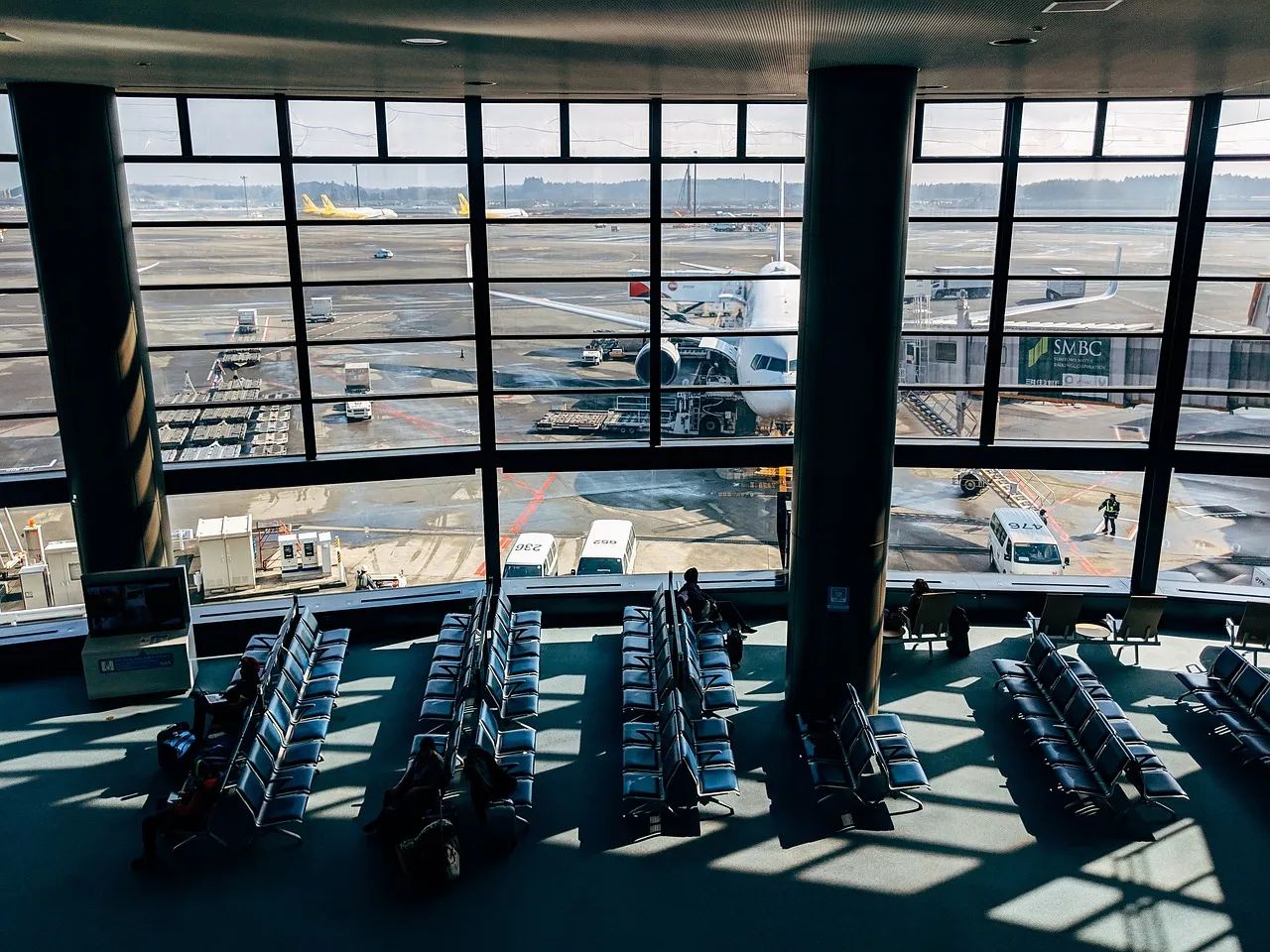 New $1.3 Billion Terminal Opens at Hollywood Burbank Airport