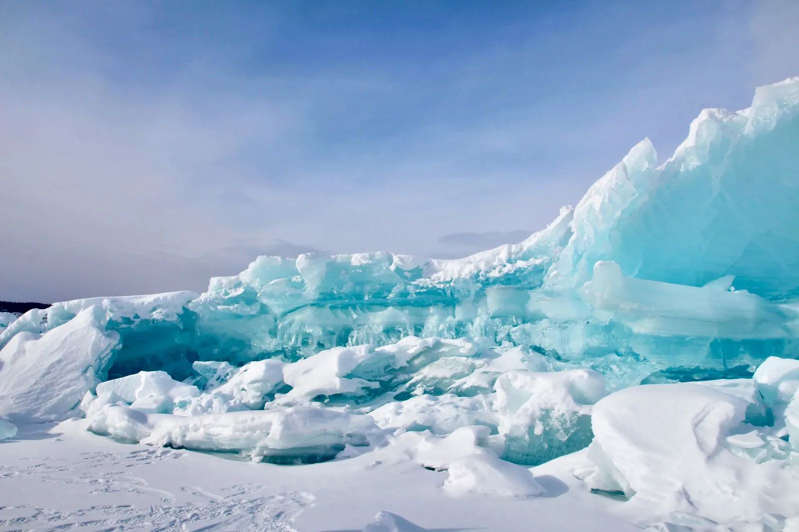 Roman Statuette and Mayonnaise Tube Emerge from Melting Swiss Glaciers