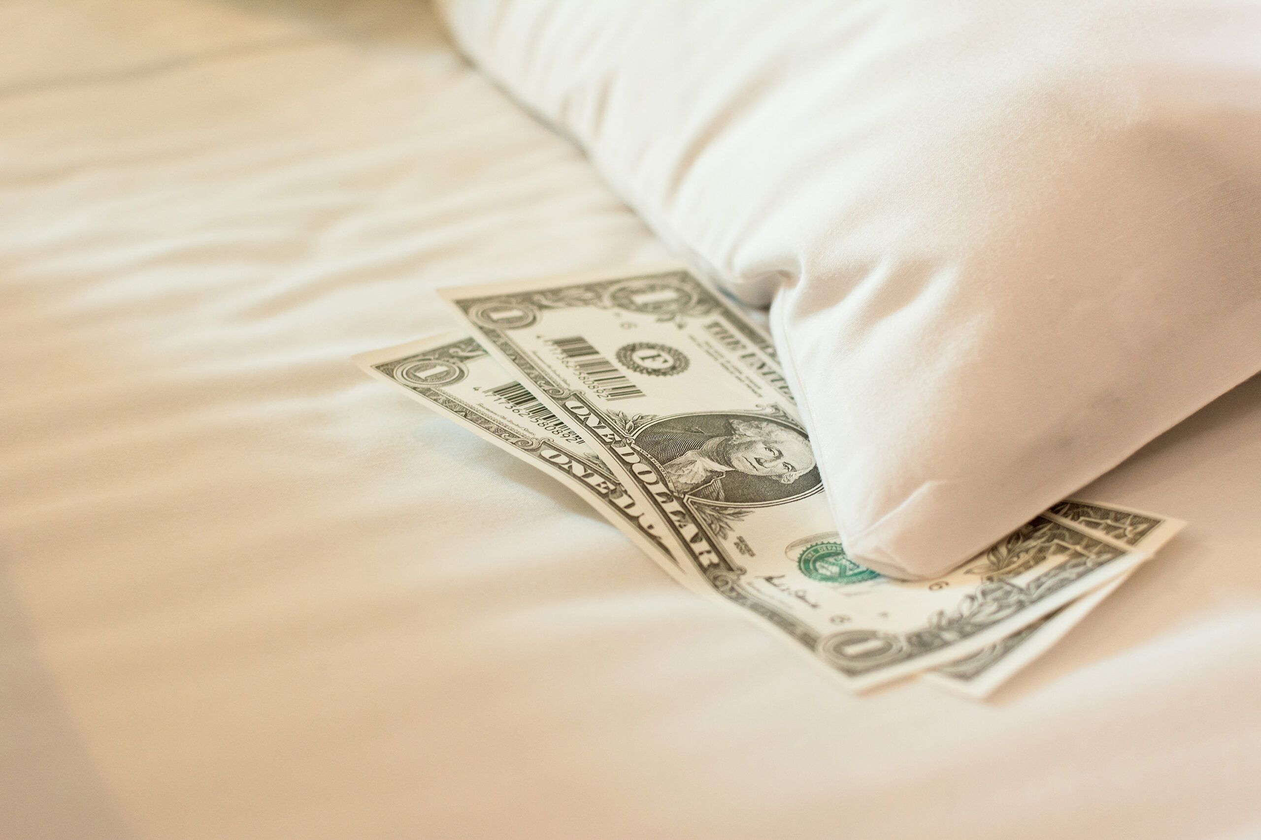 7 Habits Hotel Staff Notice in Frequent Business Travelers