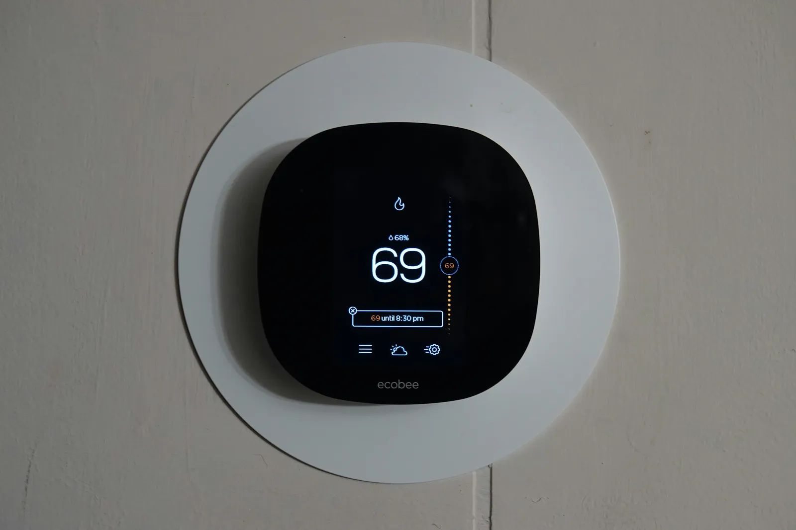 Why Your House Feels Freezing at 70°F (and the Simple Fixes to Try Before You Touch the Thermostat)