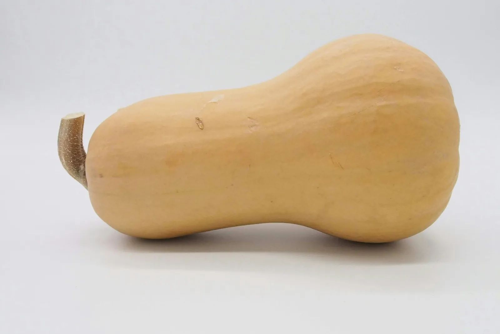 The Thumbnail Test: How to Spot a Perfect Butternut Squash Before You Buy It