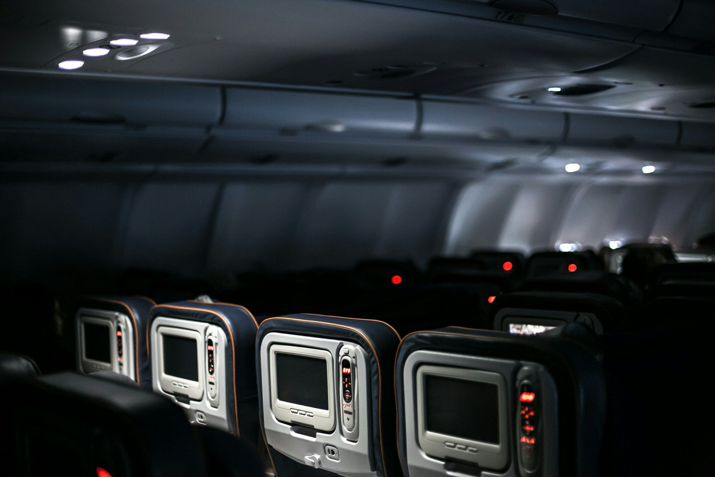 Flight Attendants Explain the Best Seat Choices for Sleeping on Long-Haul Flights
