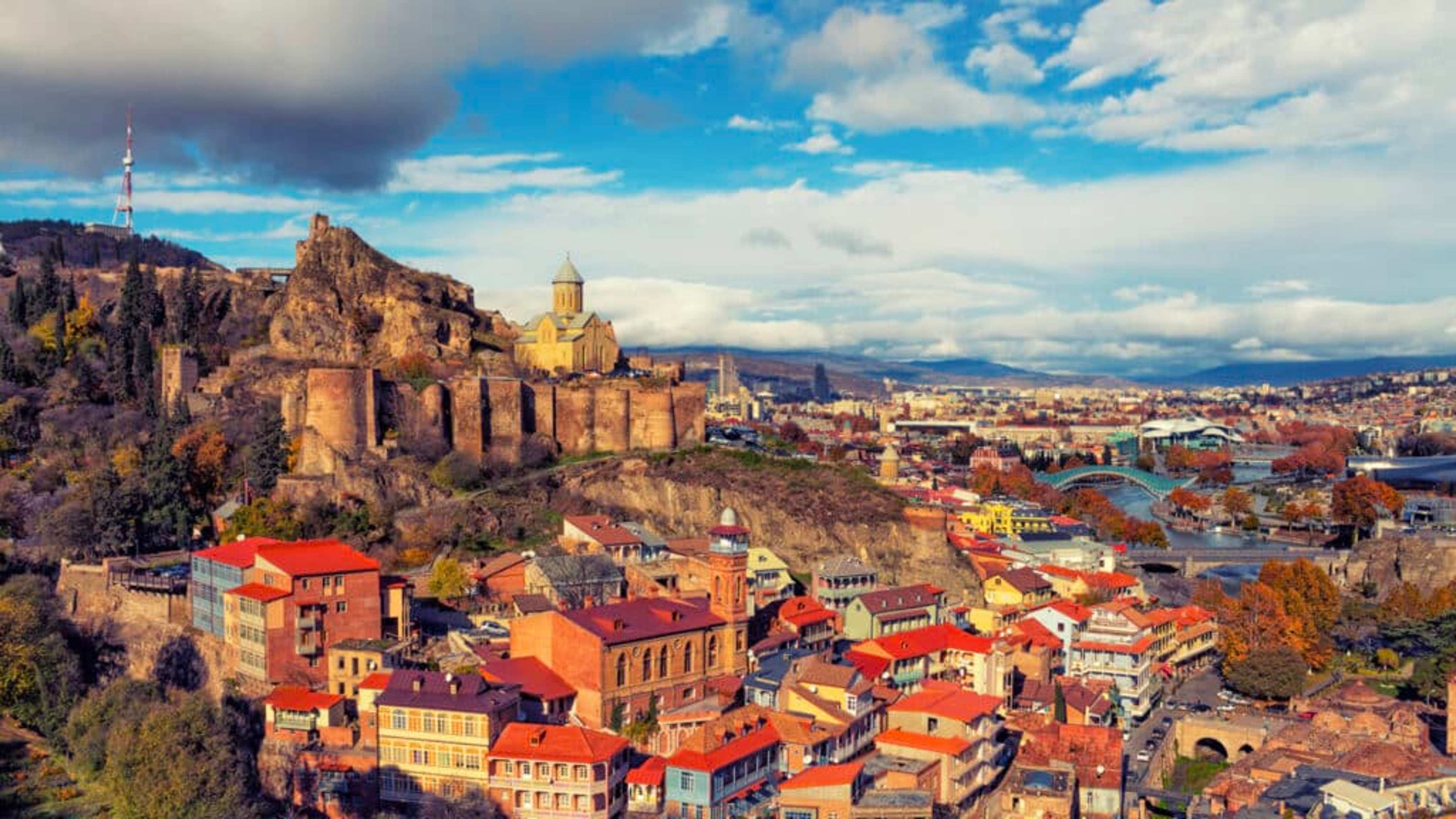 Top 9 Countries Where Americans Can Stay Long-Term Without Complex Visas