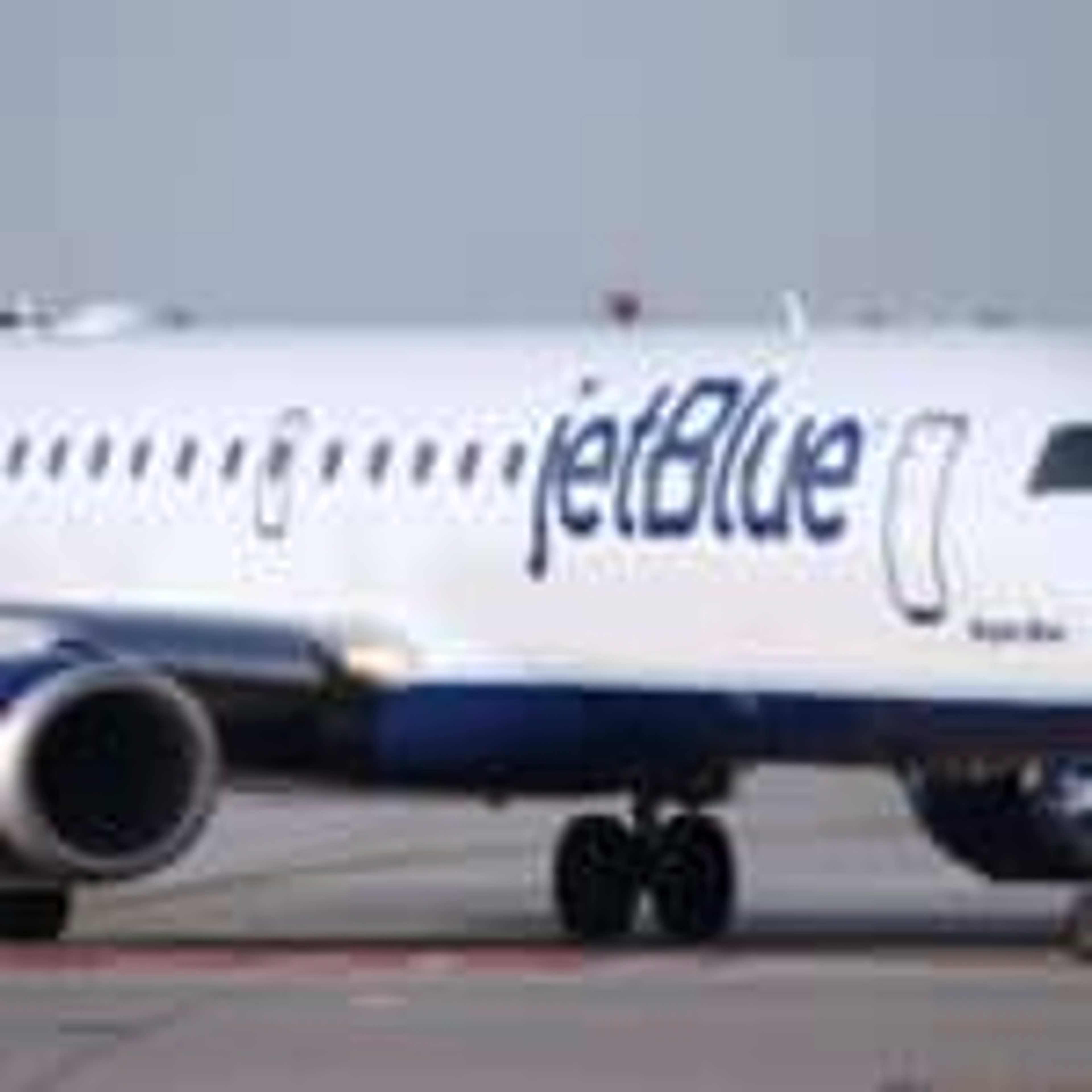 5 Budget Airlines That Rival Major Carriers on Comfort and Service