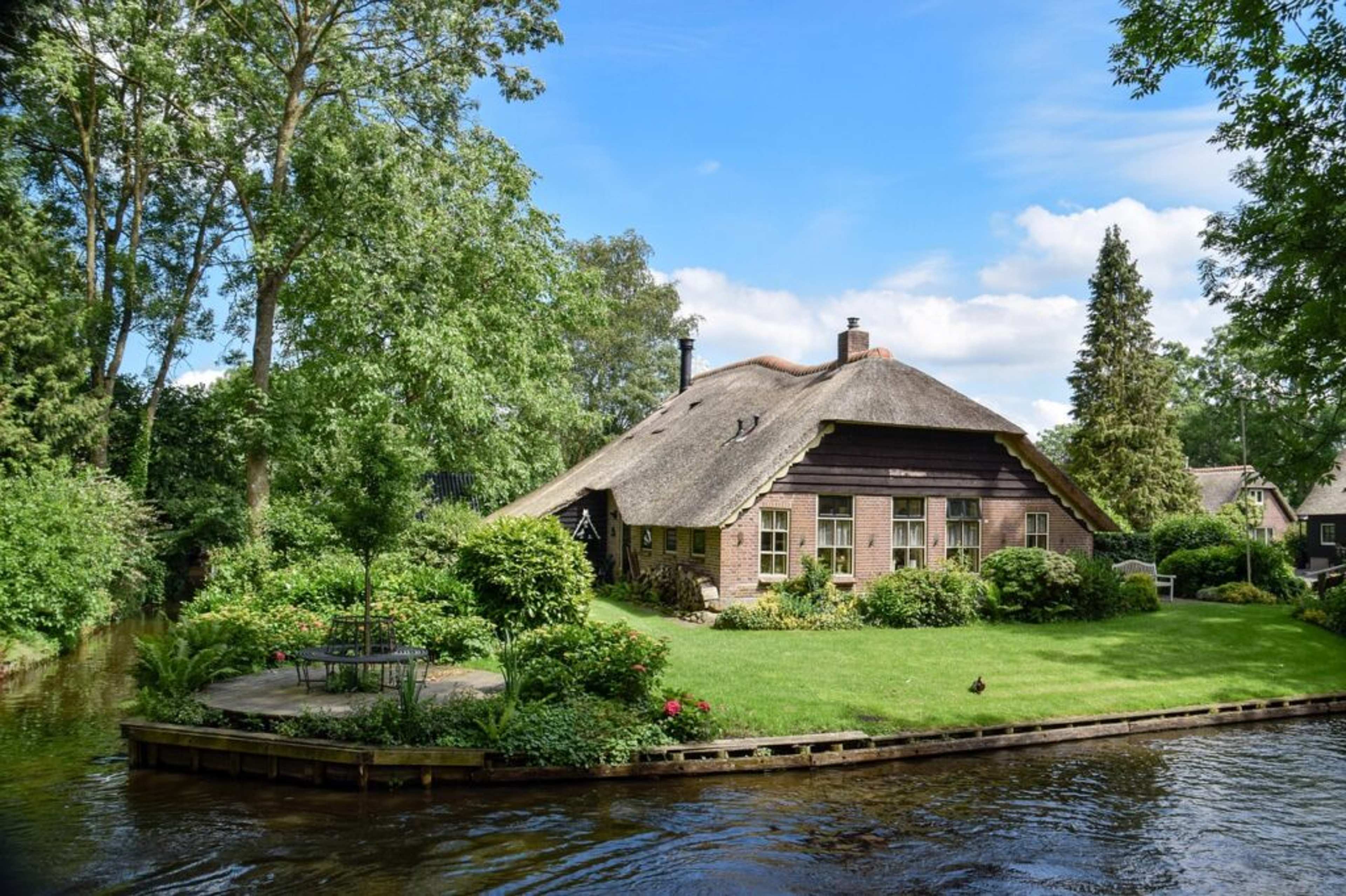7 Stunning Villages Europeans Keep Secret From Tourists