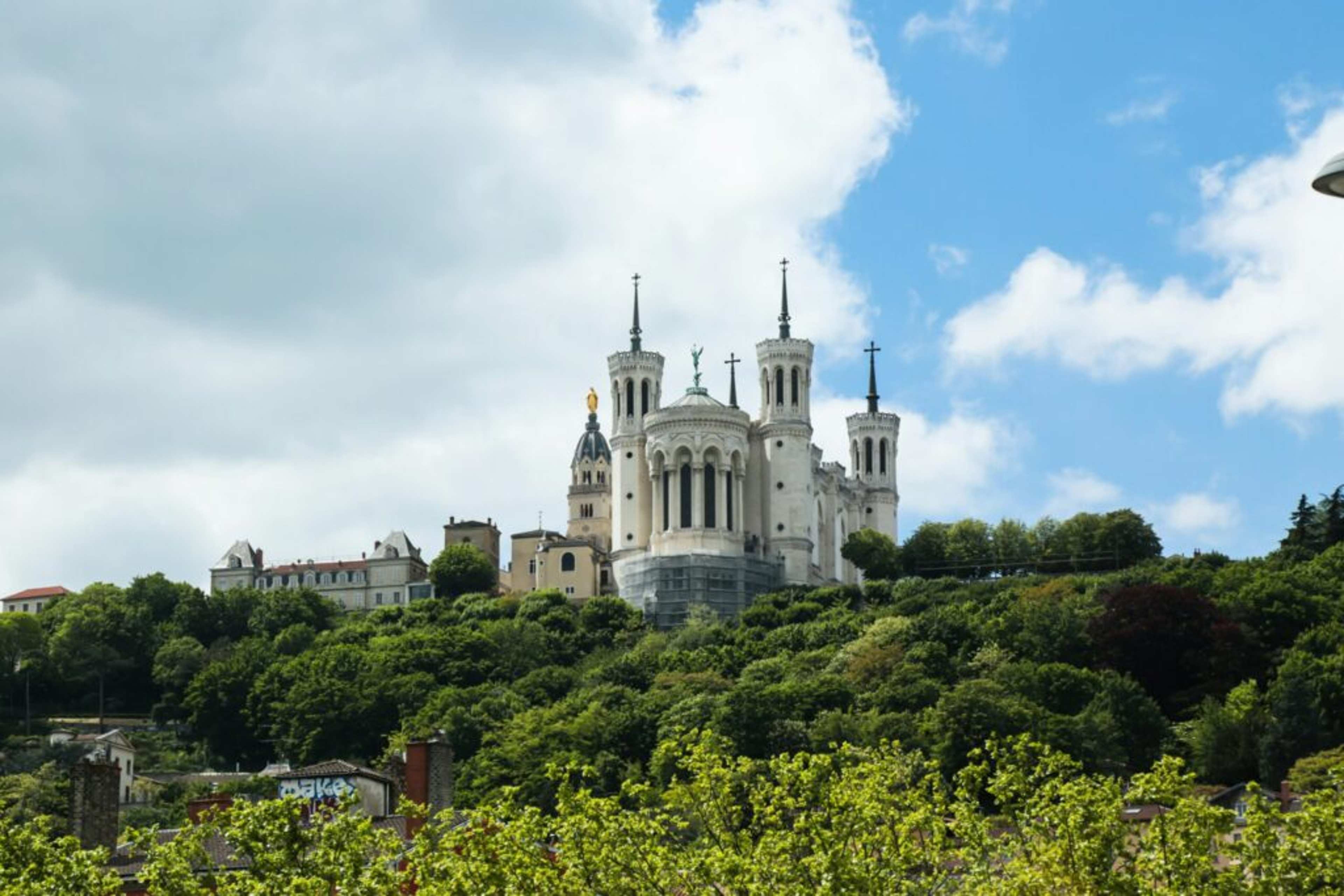 Why Savvy Travelers Are Choosing Lyon Instead of Paris