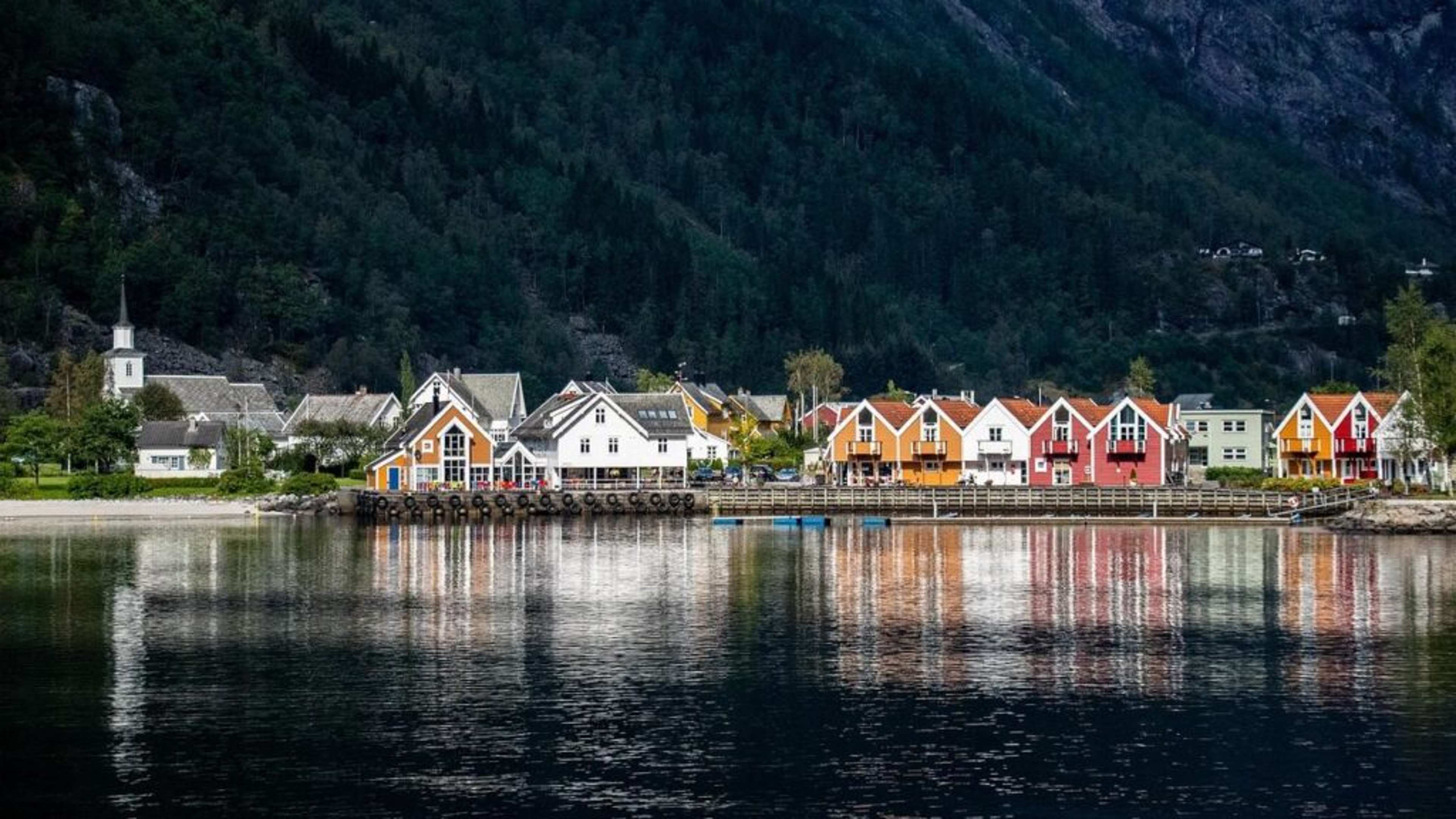 Think Before You Go: 3 Budget-Friendly Countries—and 3 That Cost Too Much