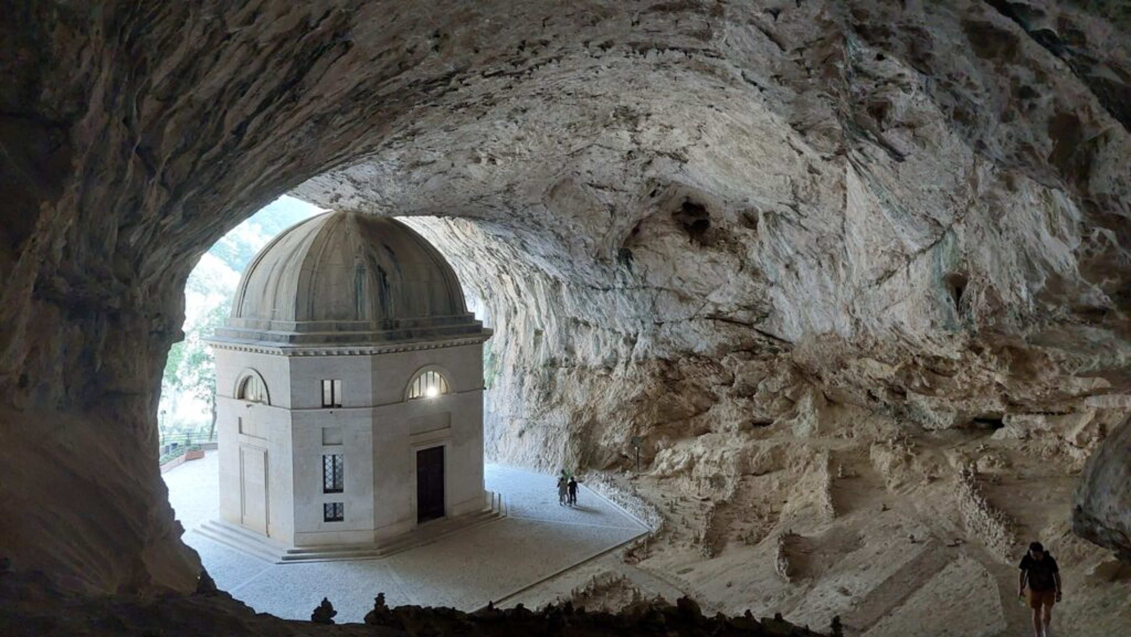 A Temple Enshrined in the Mountain: Discovering the Valadier Temple