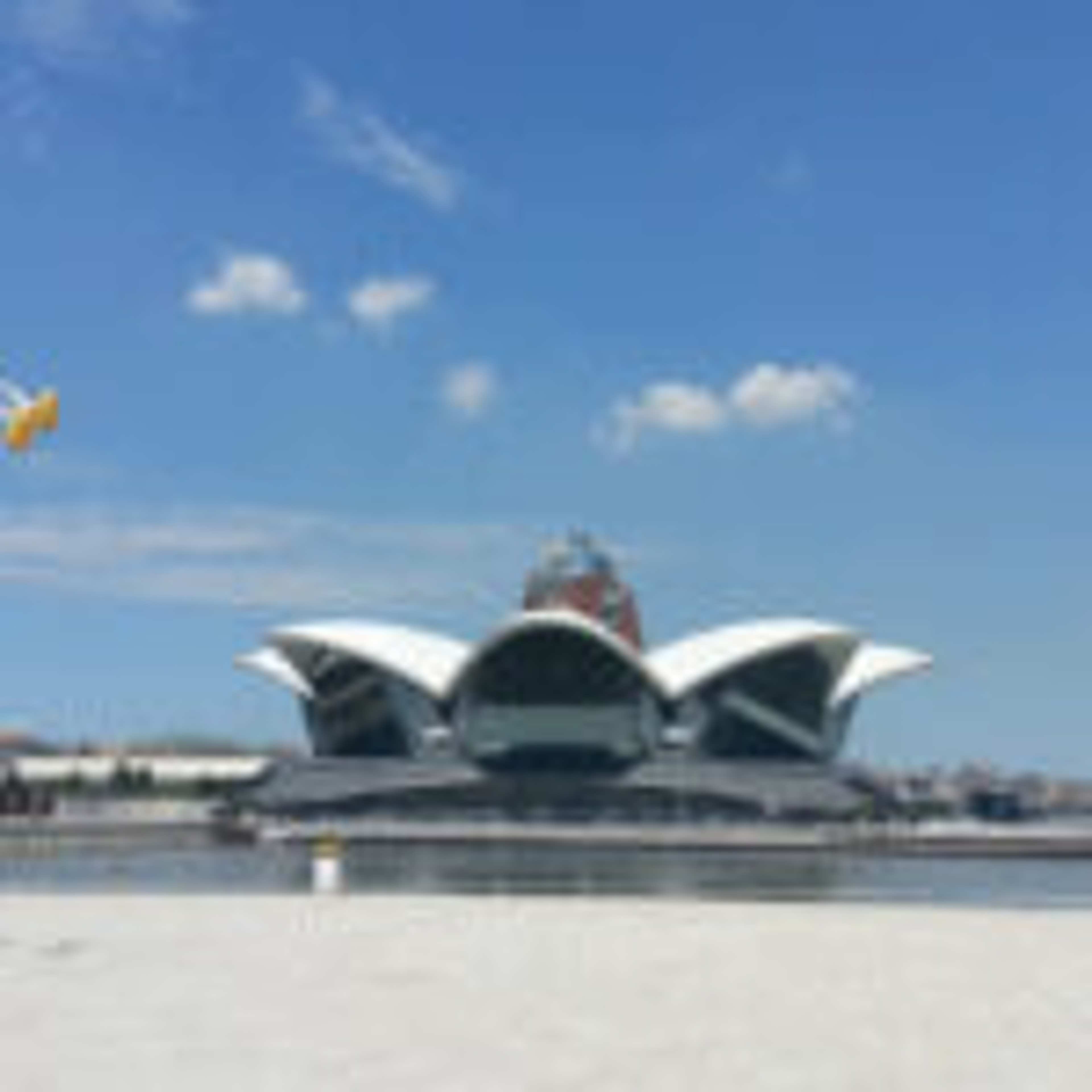 Baku, Azerbaijan: Scale, Space, and Silence