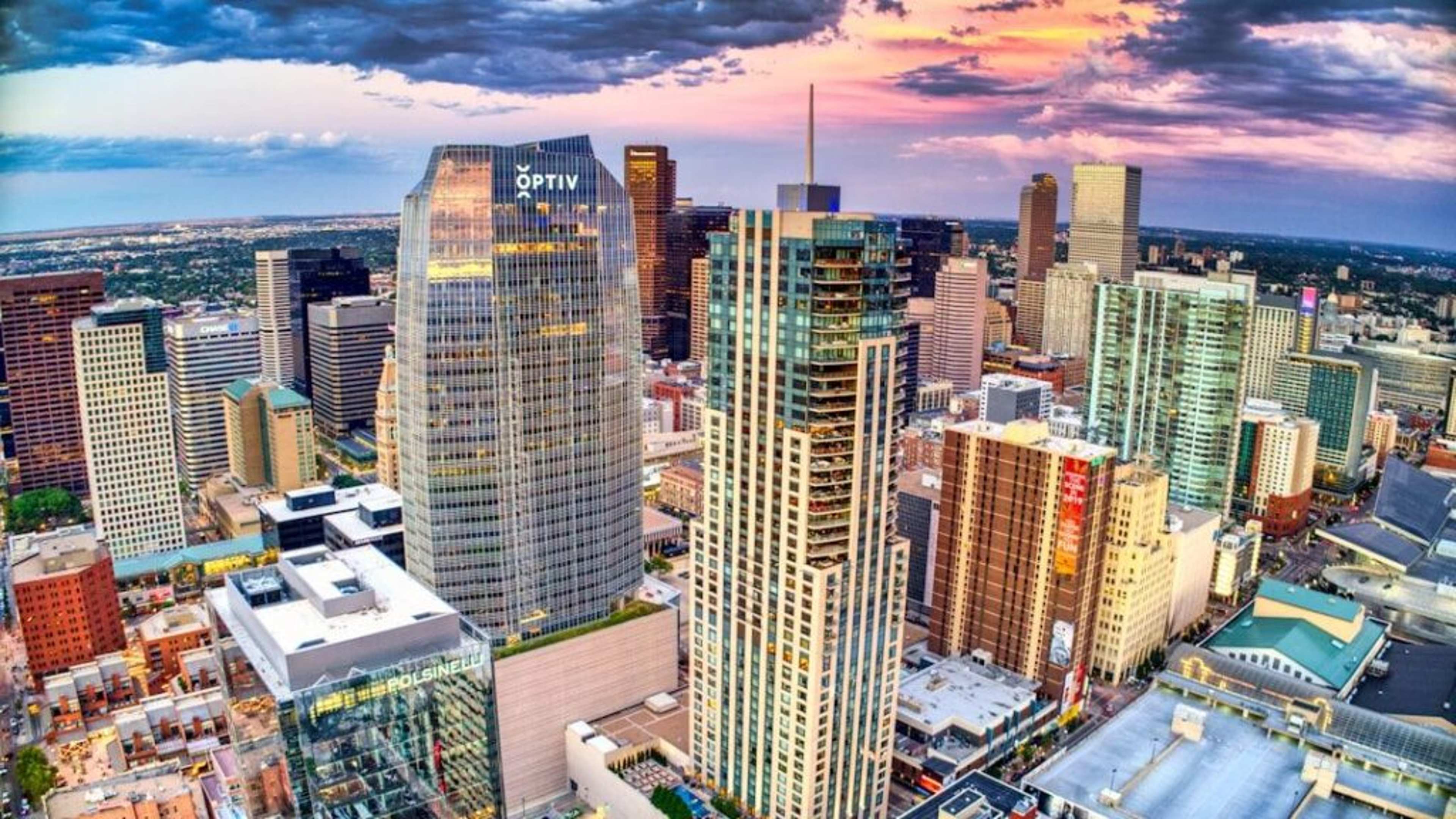 10 American Cities People Love to Visit – But Hate to Live In