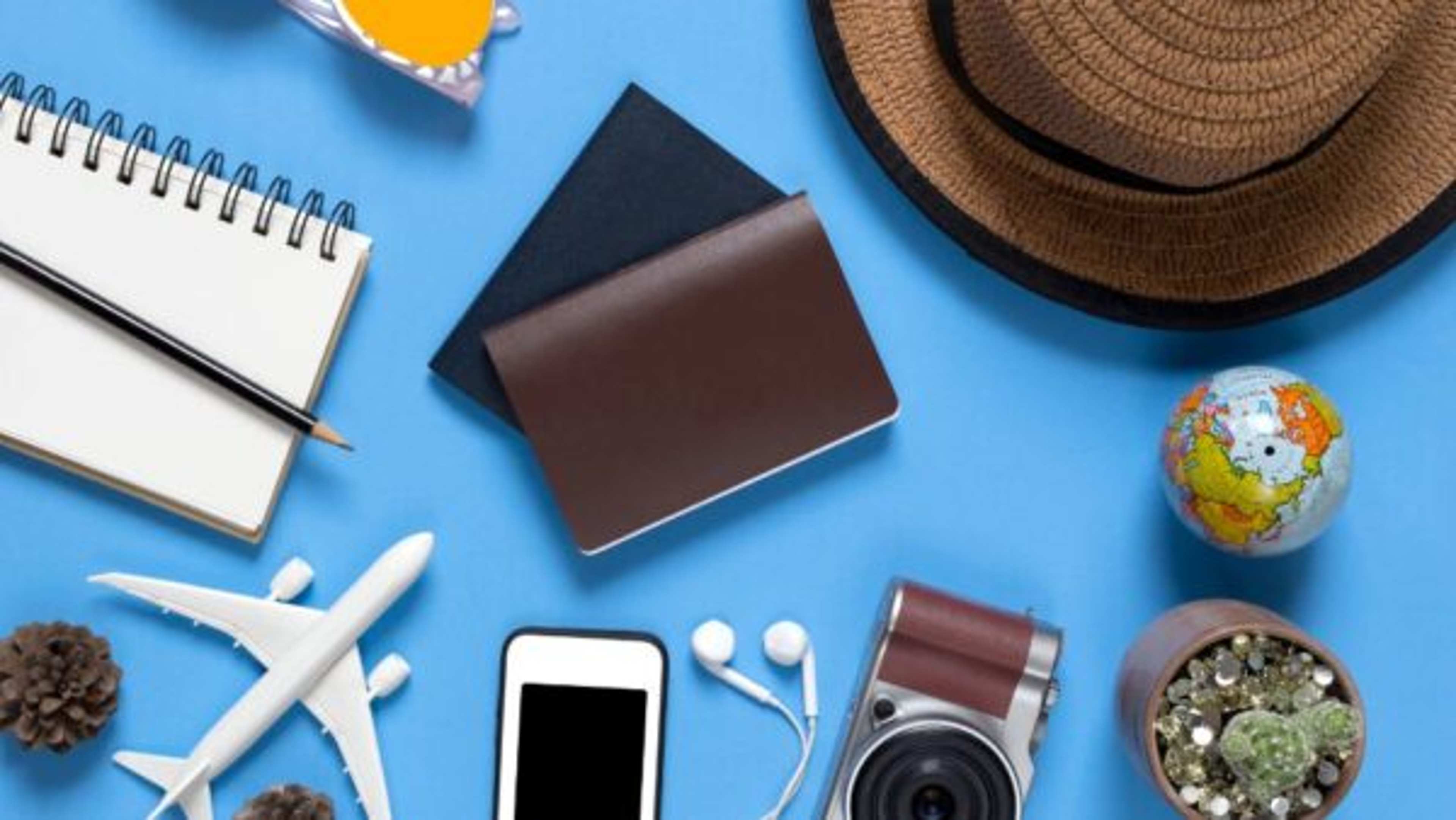 9 Things a Frequent Flier Says You Should Always Bring on a Plane