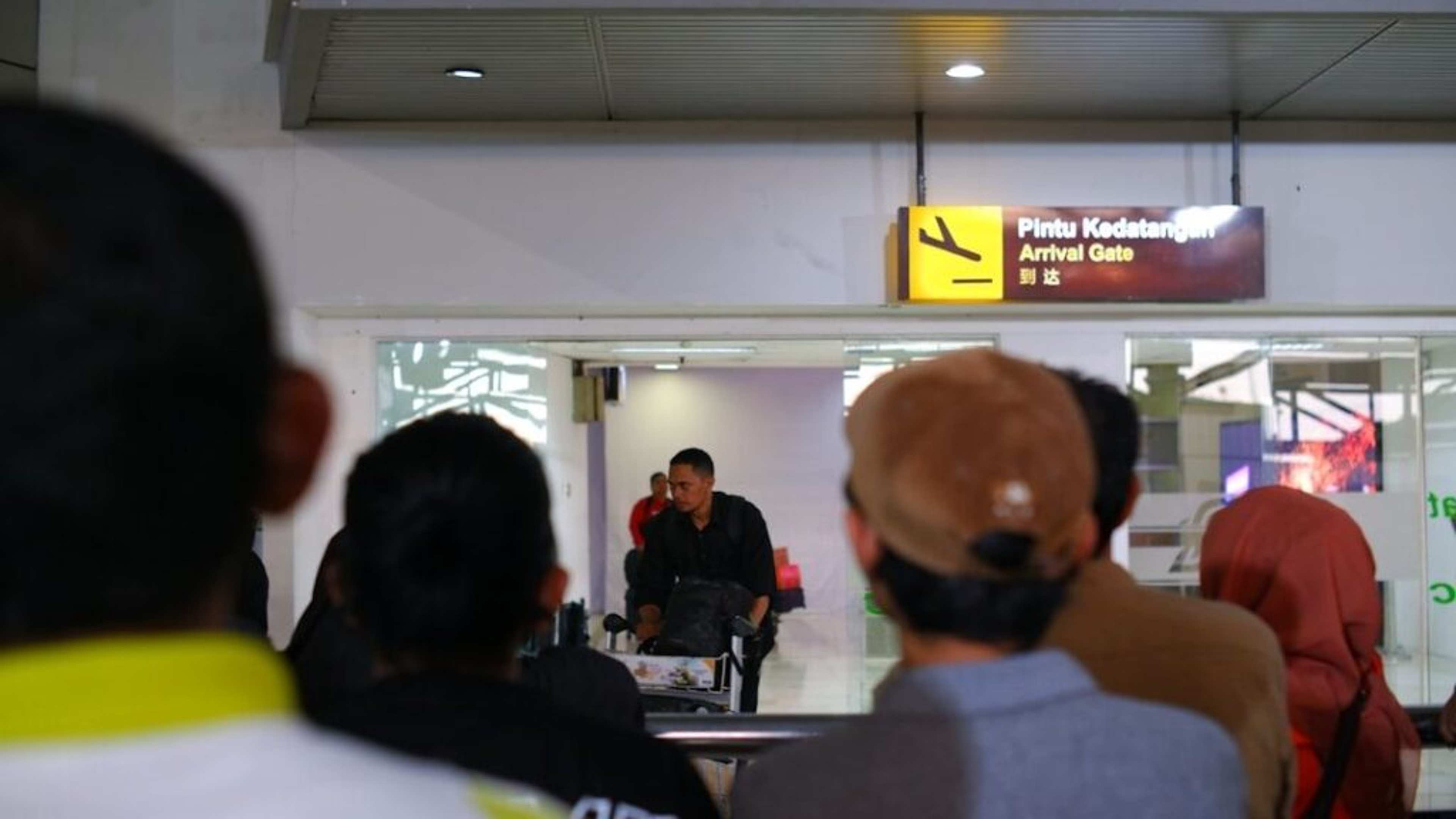 If You Wear These 10 Things to the Airport, You're Annoying Other Passengers