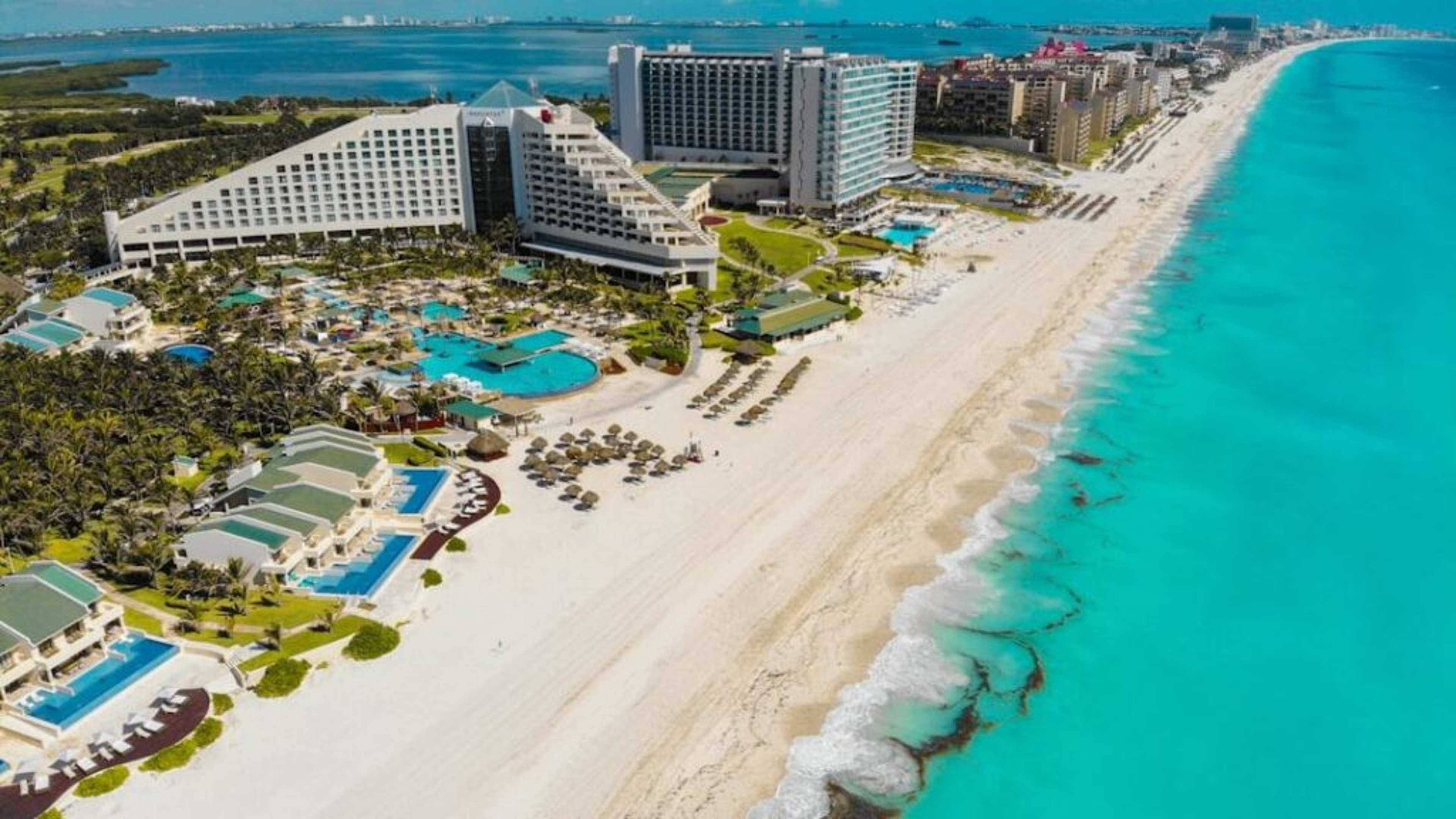 Cancún Is Losing Repeat American Visitors – Here's the Reason