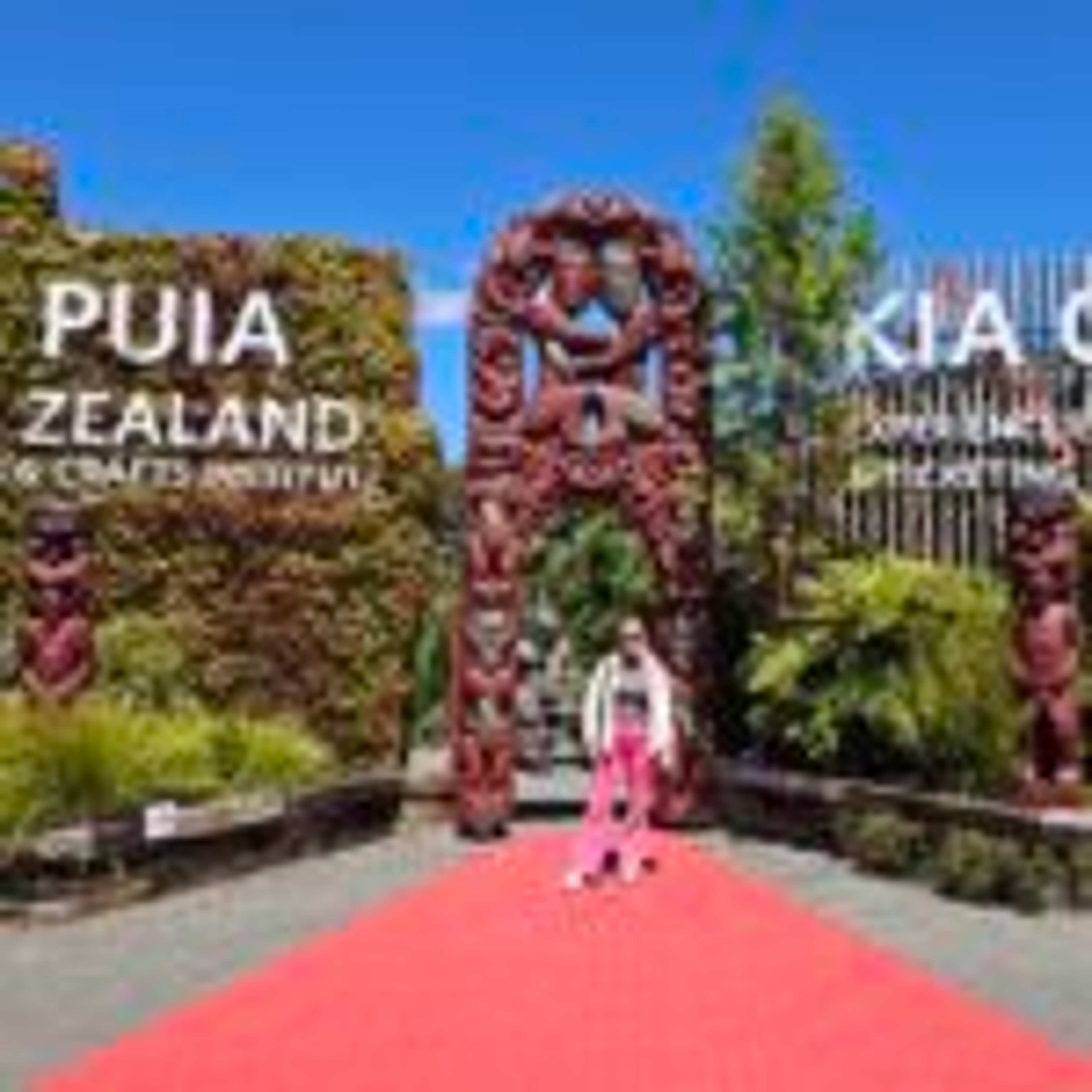 Visiting Te Puia and the Geothermal Landscape of Rotorua in New Zealand