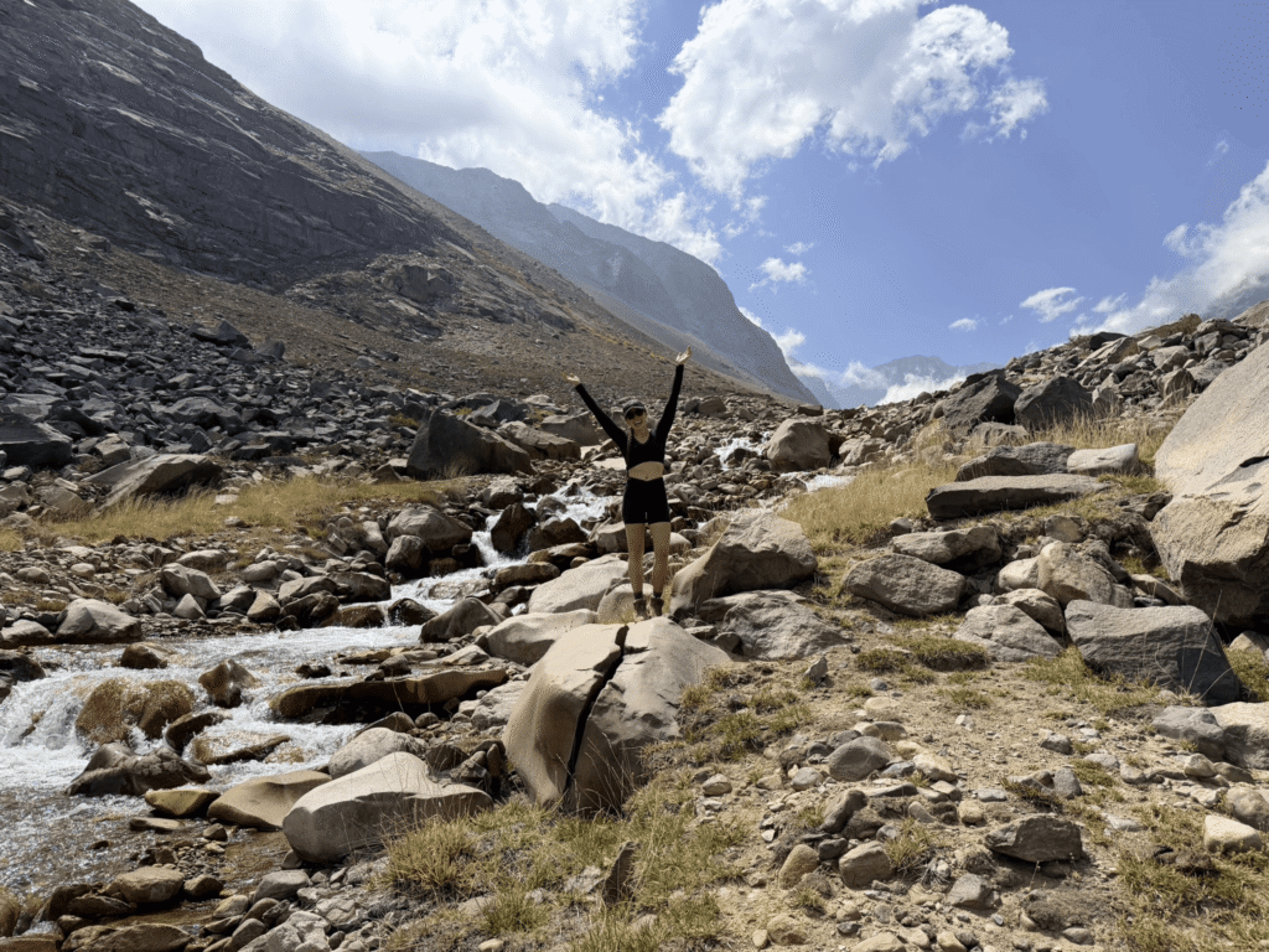 Parque Yerba Loca: Day Hiking Near Santiago, Chile