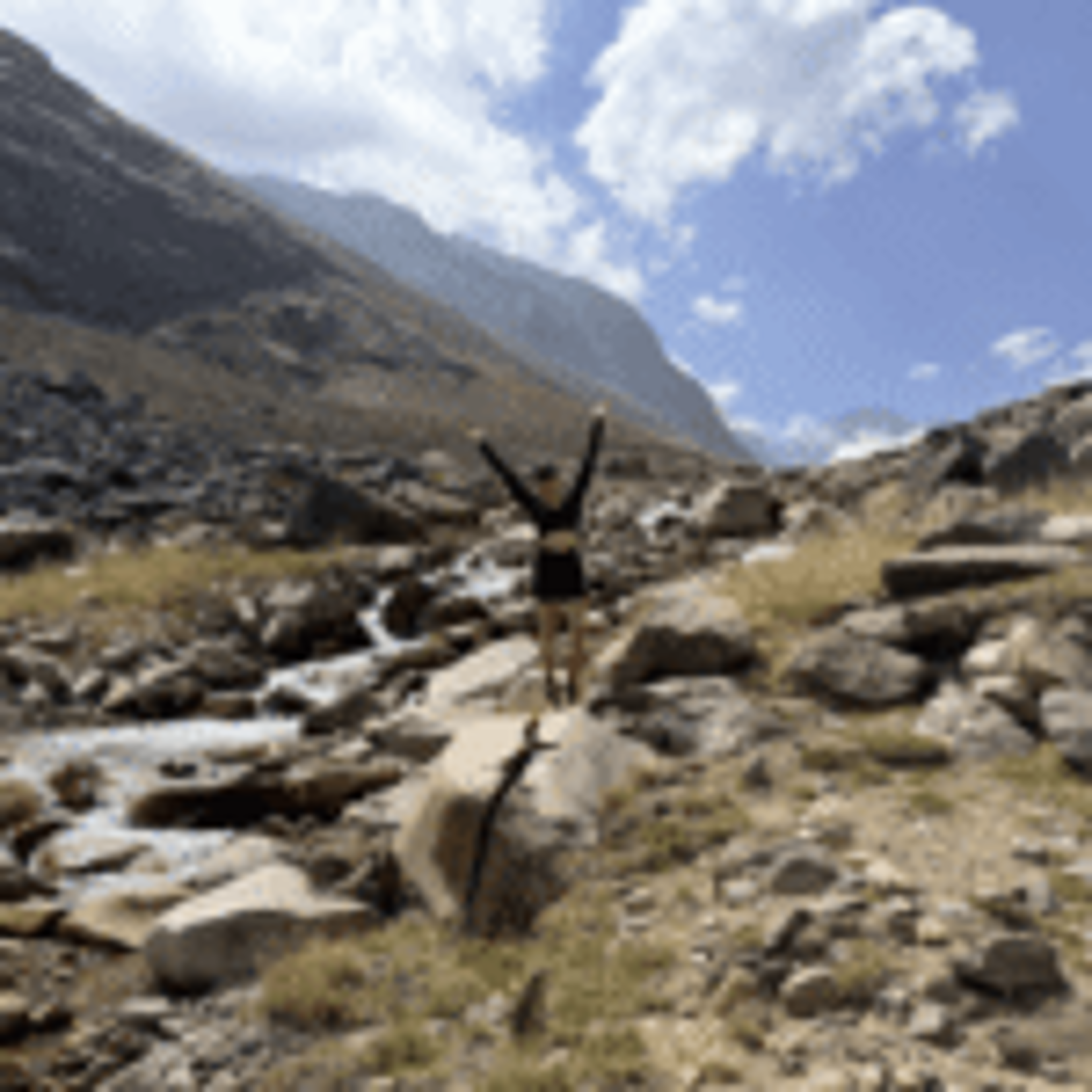 Parque Yerba Loca: Day Hiking Near Santiago, Chile