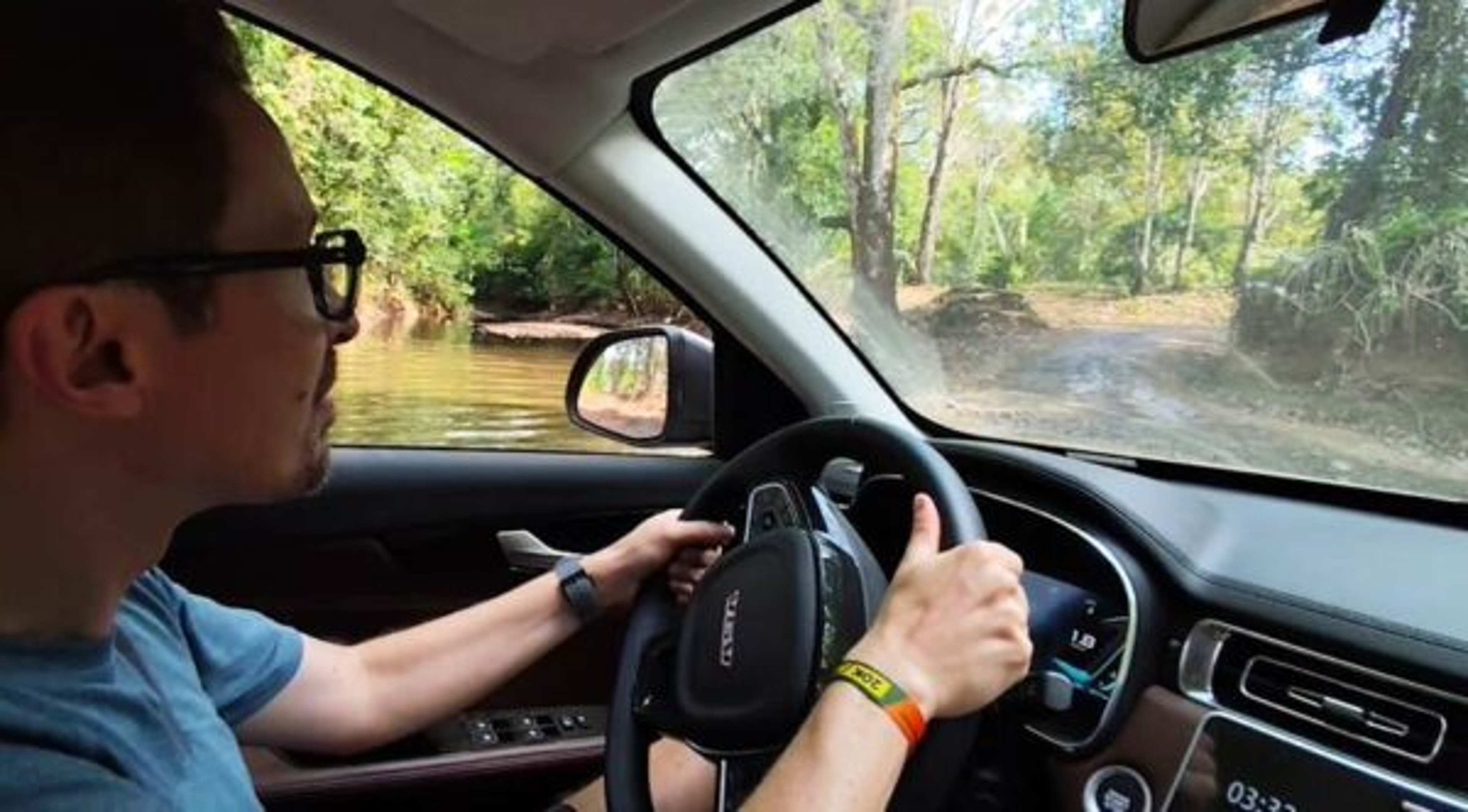 A Must-Know When Driving Around the Nicoya Peninsula, Costa Rica: River Crossings