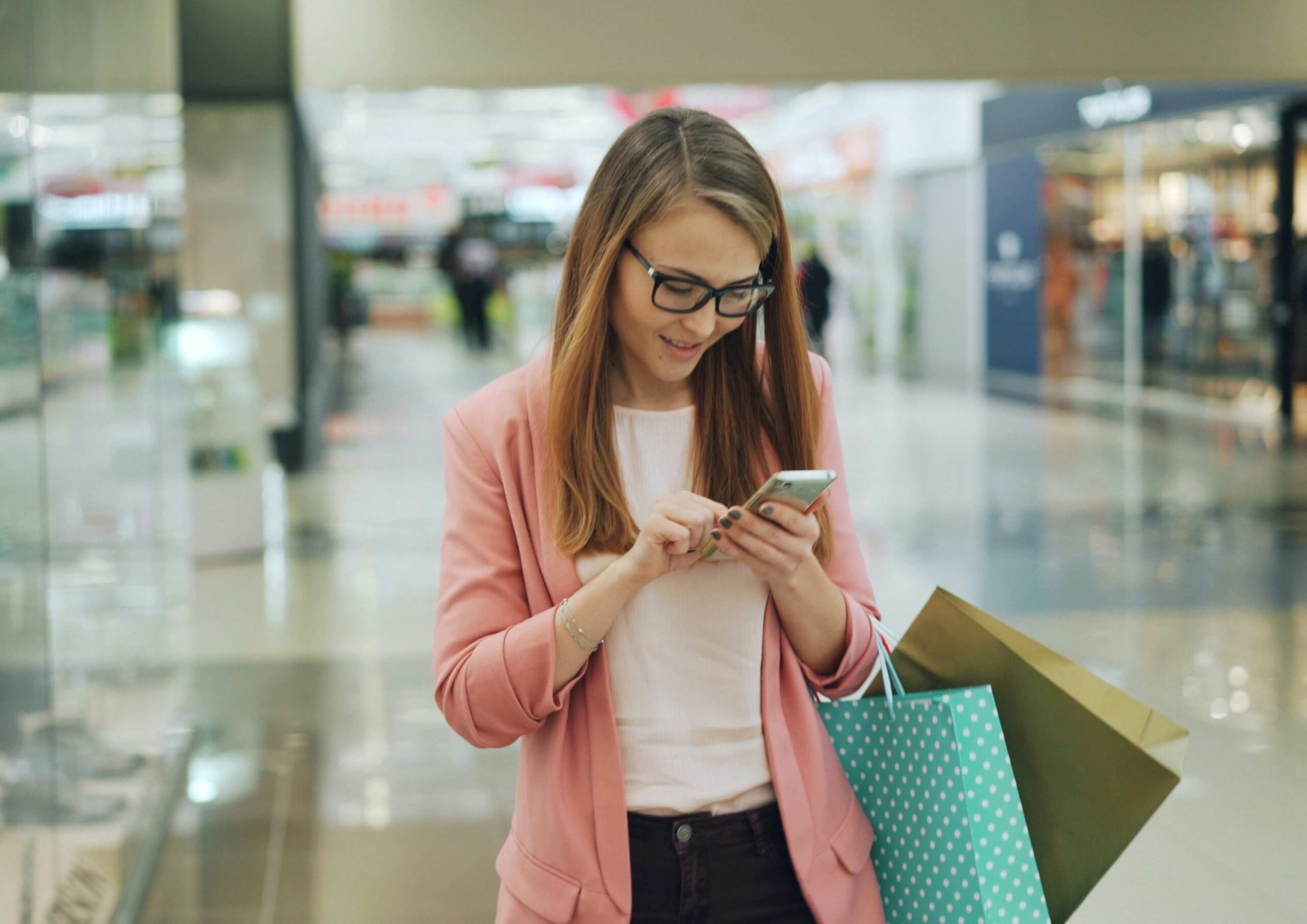 If You Find Yourself Checking Your Banking App Every Time You Make a Small Purchase Abroad, Your Brain Is Likely Stuck in This Specific "Scarcity Loop" That No Amount of Savings Can Fix