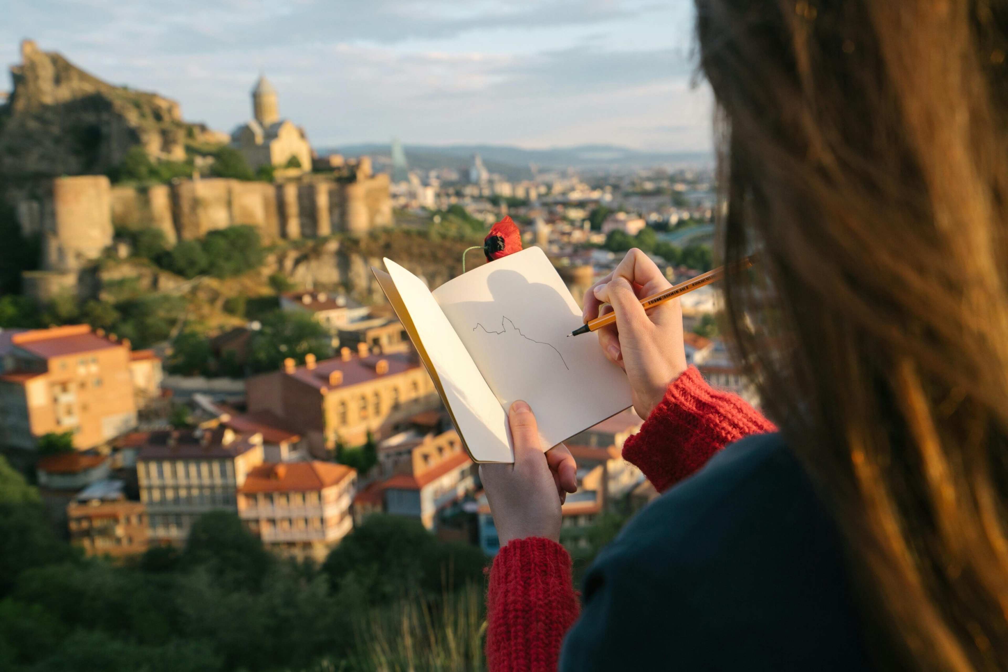 If You Experience a Sudden Surge of Creative Ideas the Moment You Change Time Zones, You're Likely Utilizing This Specific "Neuro-Novelty Effect" to Escape the Silence of Your Everyday Routine