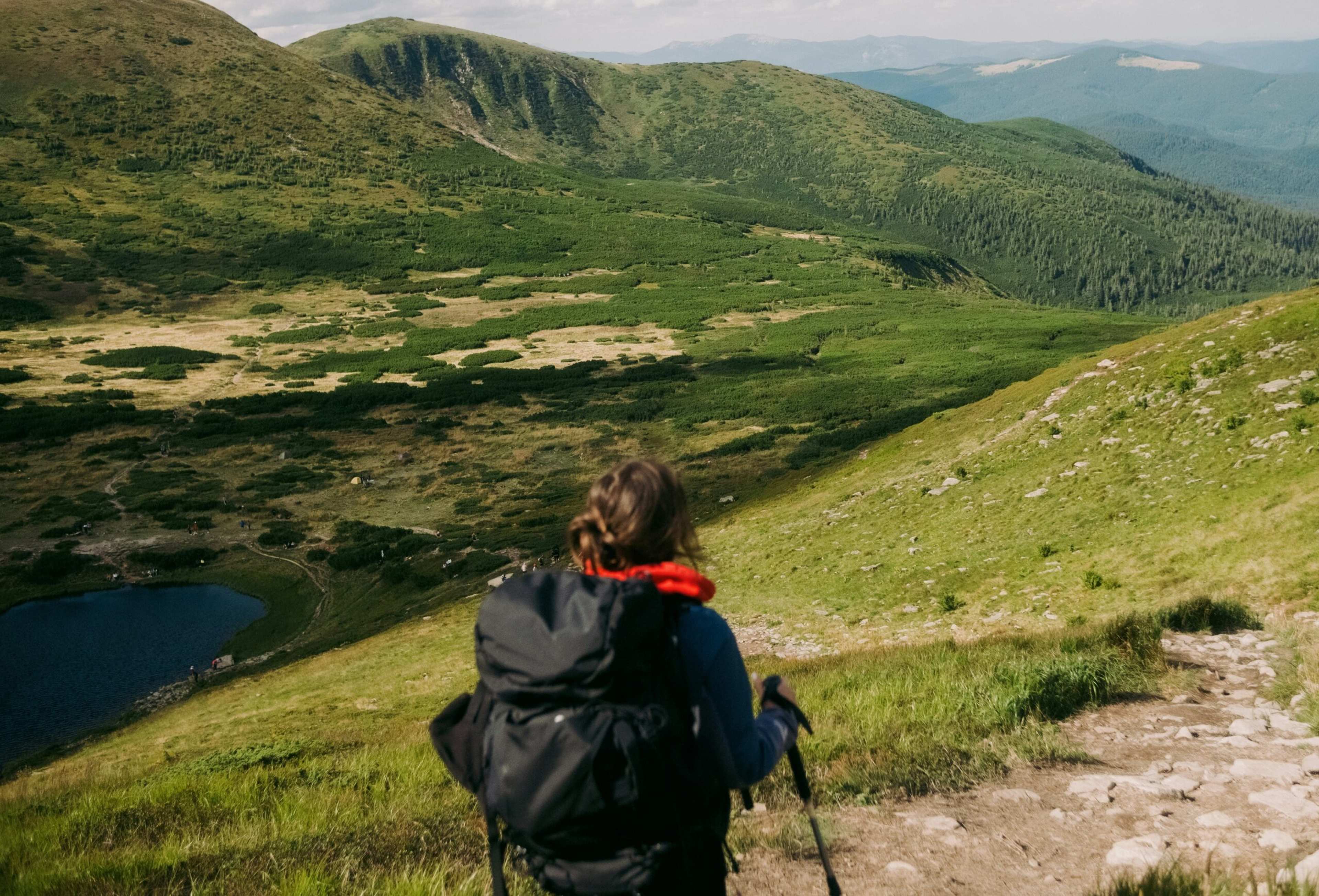 If You Experience a "Phantom Phone Vibrate" While Hiking in a Dead Zone, Your Brain Is Likely Navigating a 10-Point Withdrawal From the Digital Validation That Has Replaced Your Self-Worth