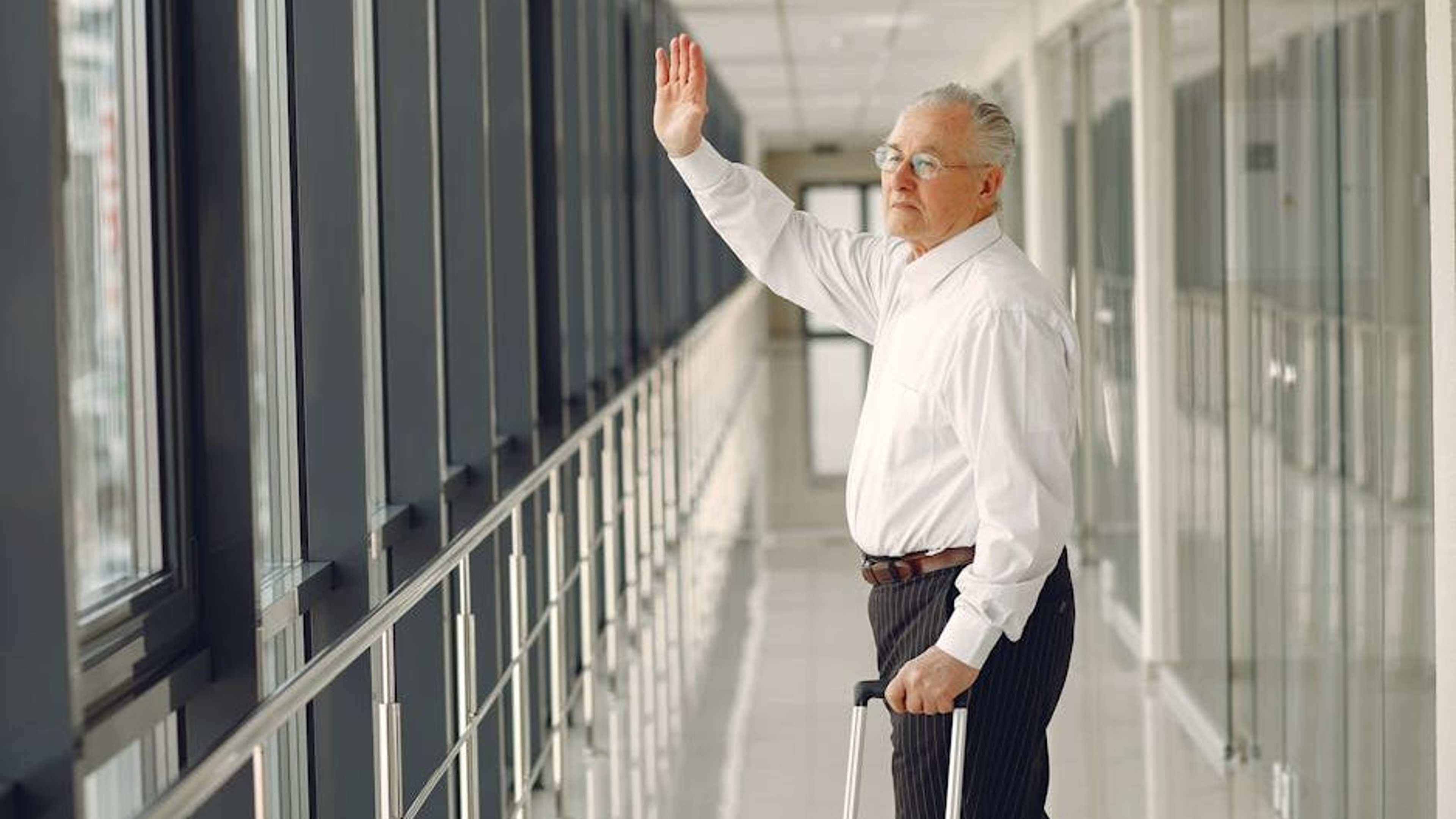 14 Airport Hacks Frequent Flyers Over 60 Swear By