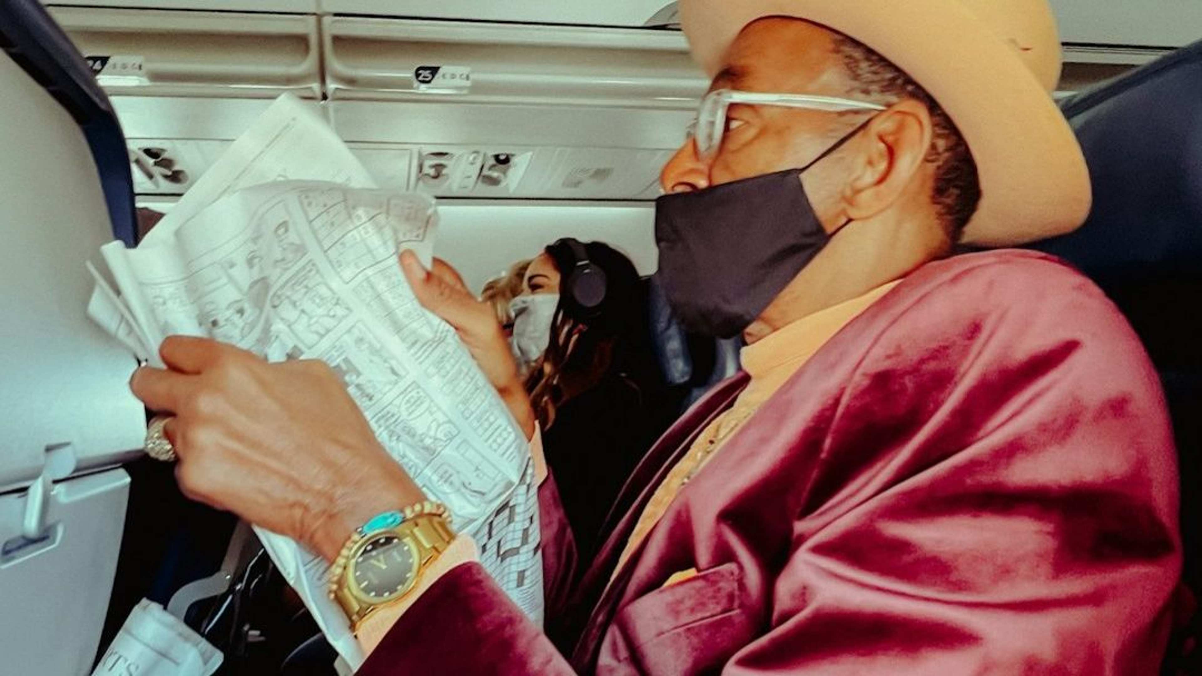 13 Packing Habits Seasoned Travelers Swear By (First-Timers Laugh At)