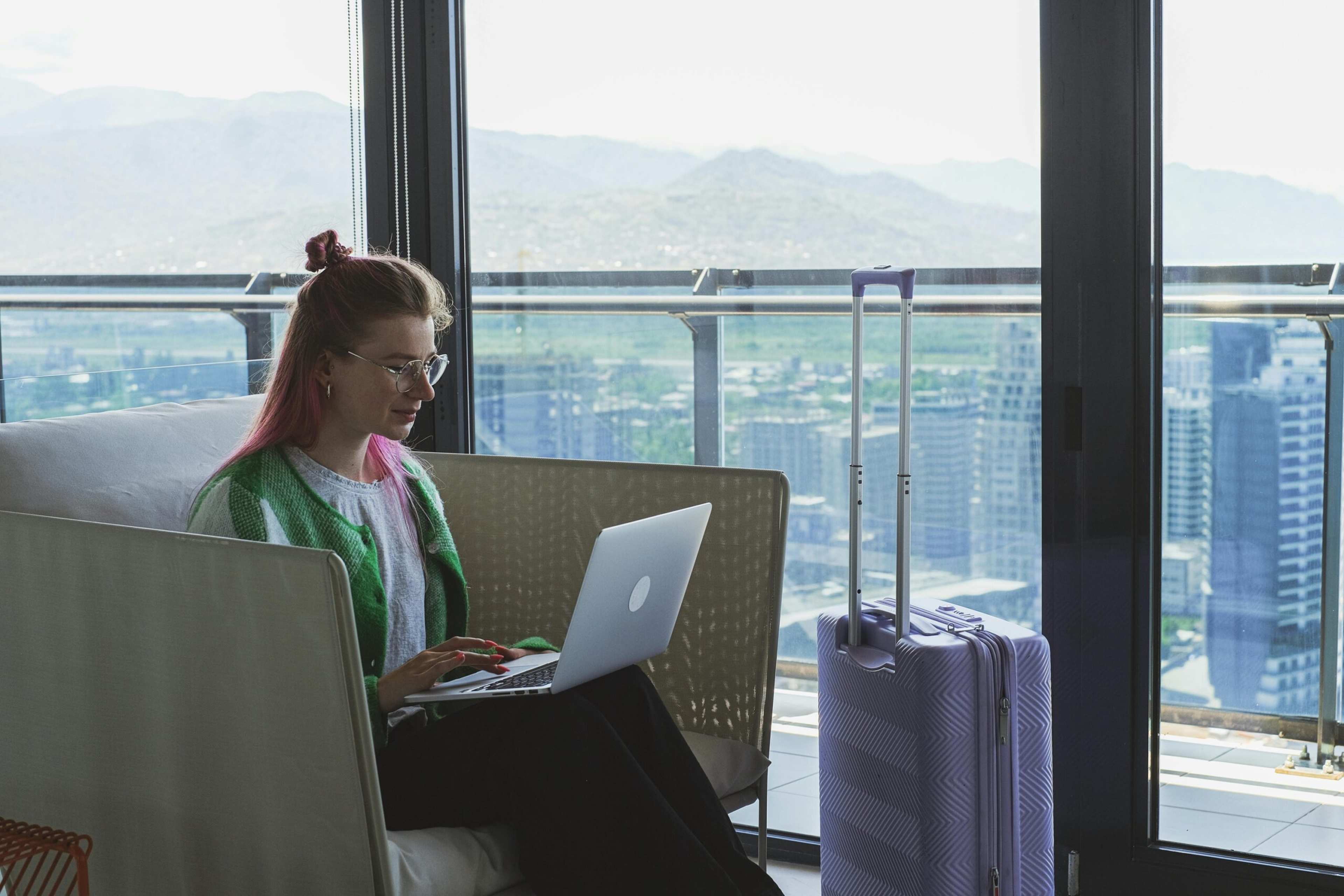 Psychology Says the Reason You Feel More Creative in a Hotel Lobby Is That the Transitory Space Lowers the Stakes of Making a "Permanent" Mistake