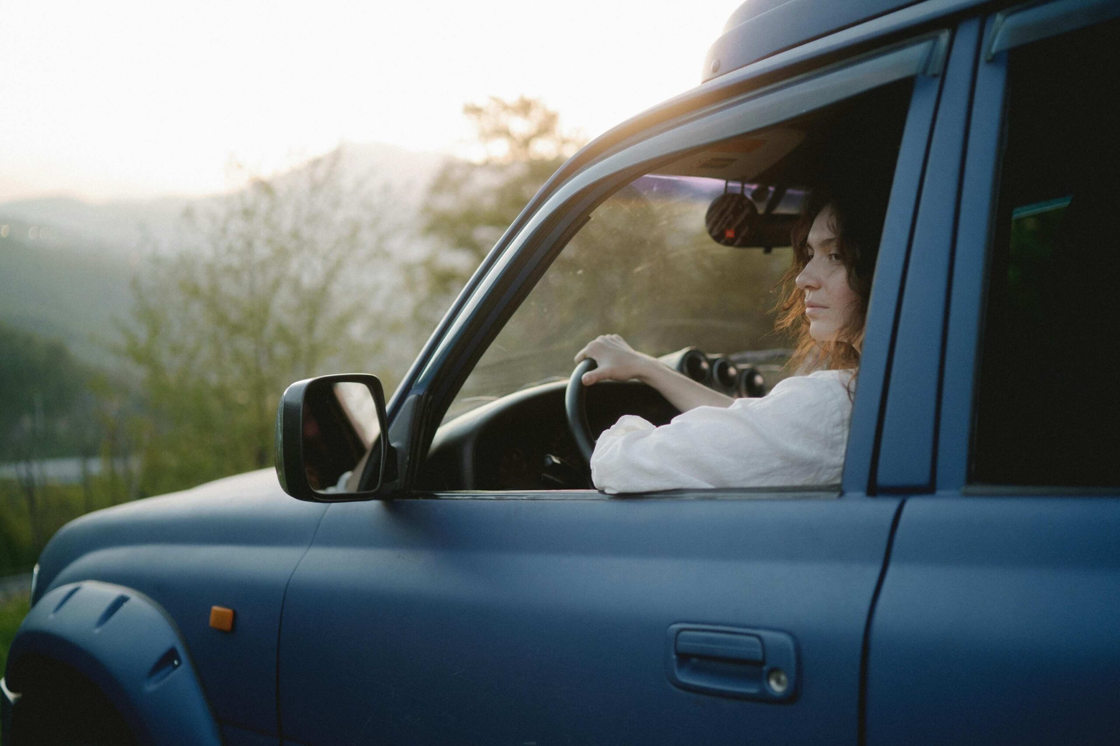 The Reason You Always Volunteer to Be the "Driver" on Road Trips Is This Specific Psychological Need to Control the Pace of Your Own Journey