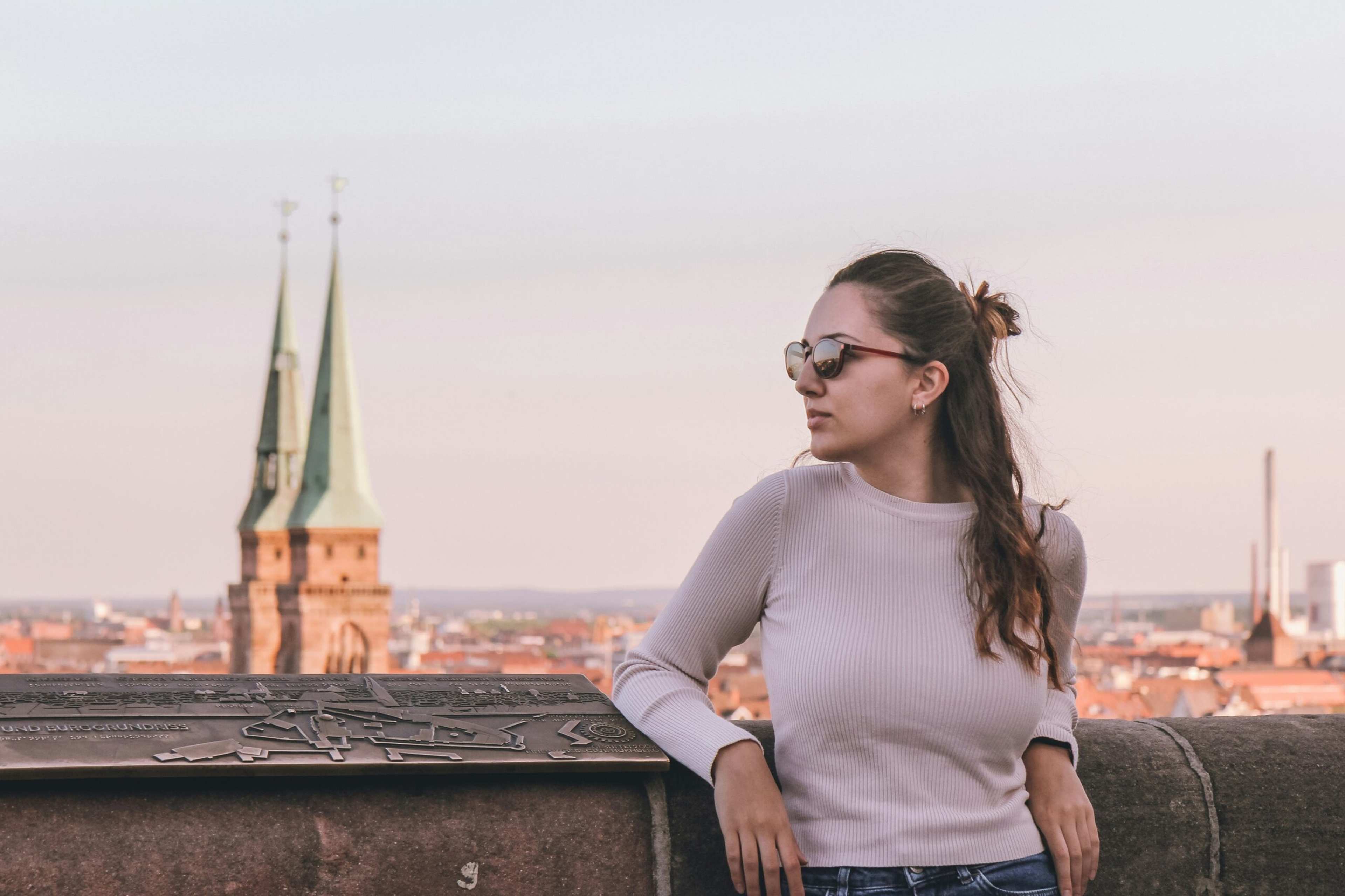 Psychology Says the Need to "Start Over" in a New City Is Often Just a 10-Point Distraction From the Problems You've Carried in Your Own Mental Luggage