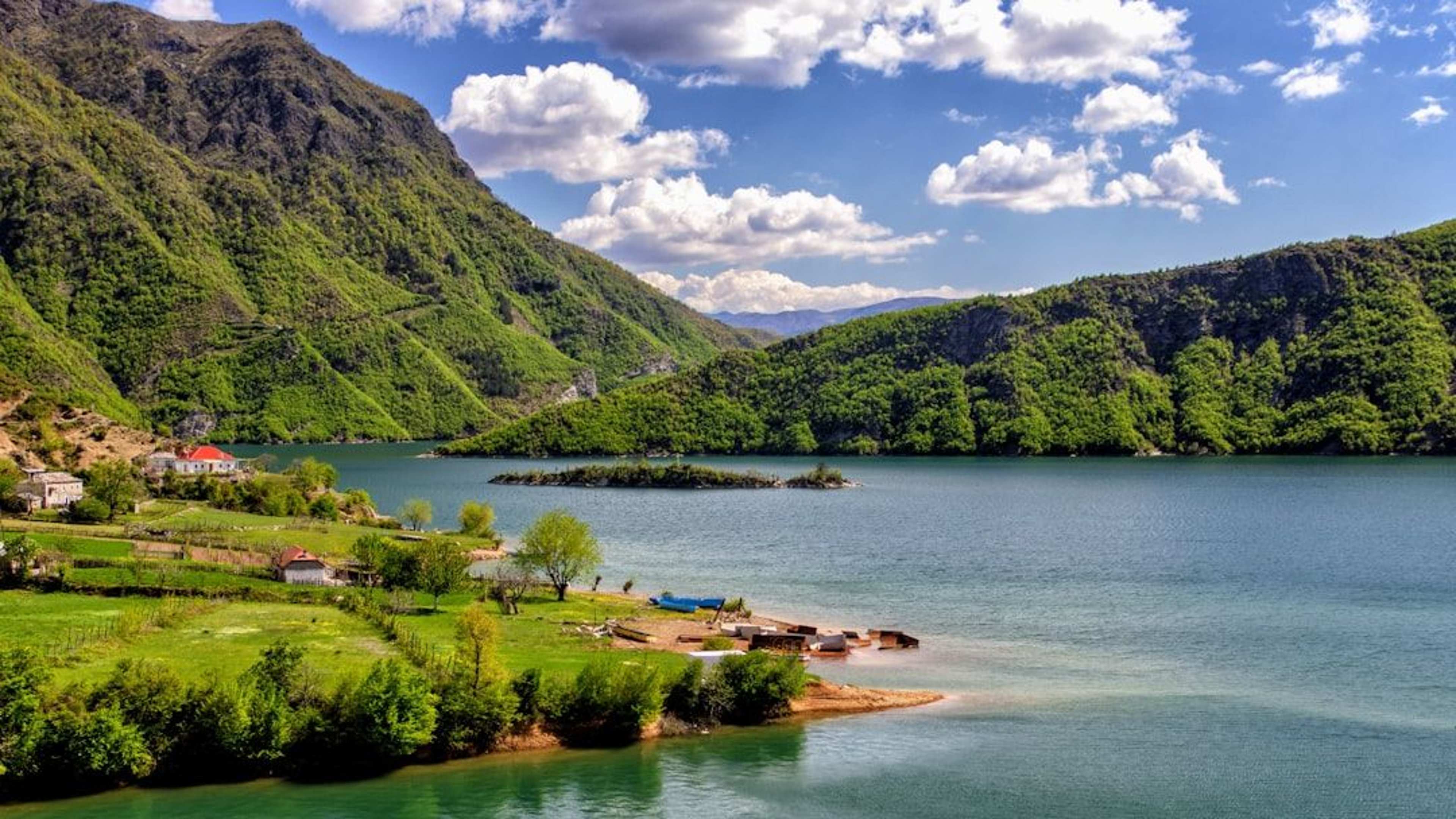 11 Countries Where a $1,000 Monthly Budget Actually Gets You a Comfortable and Enjoyable Life