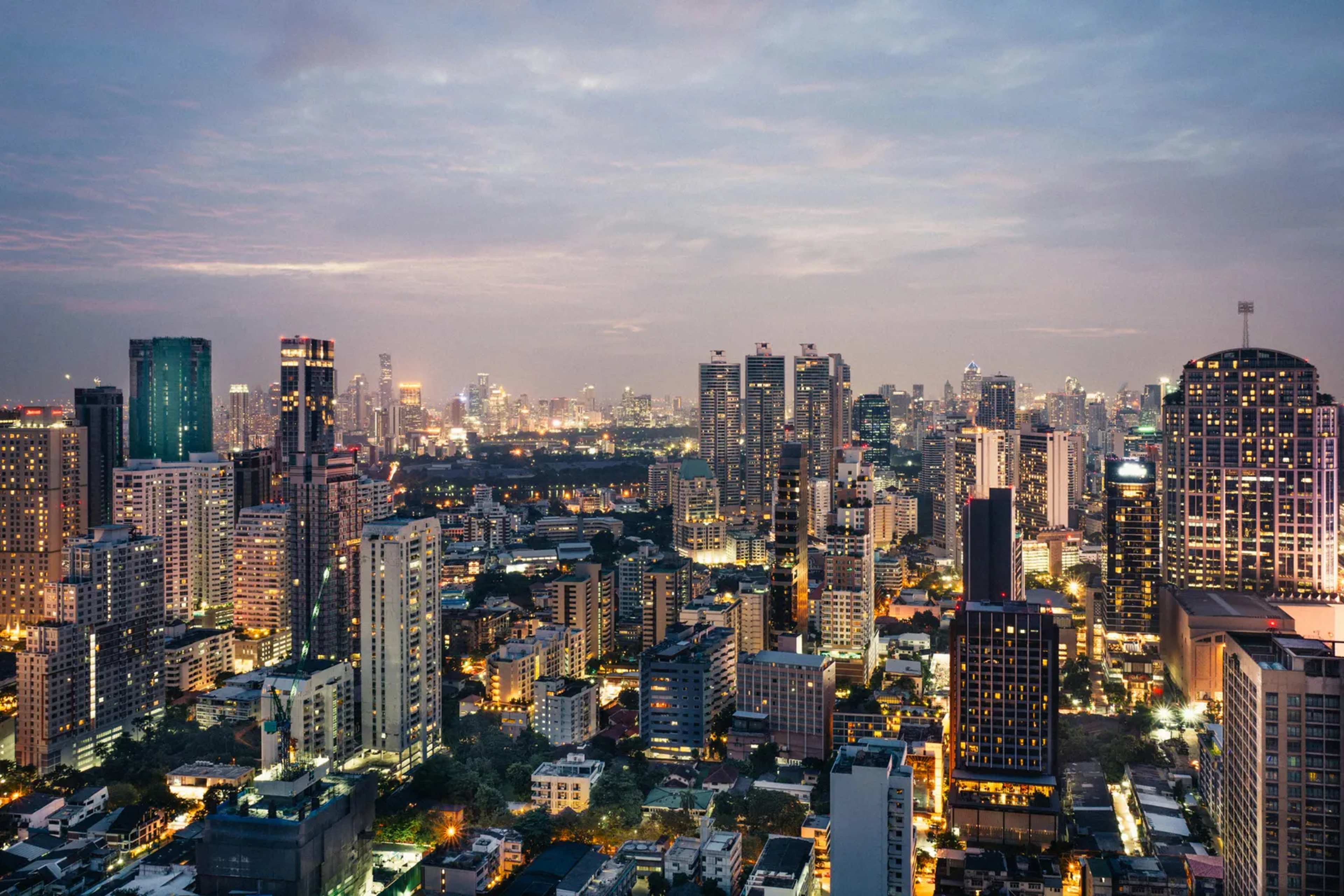 The Strategic Windows When Bangkok Delivers Real Value for American Travelers