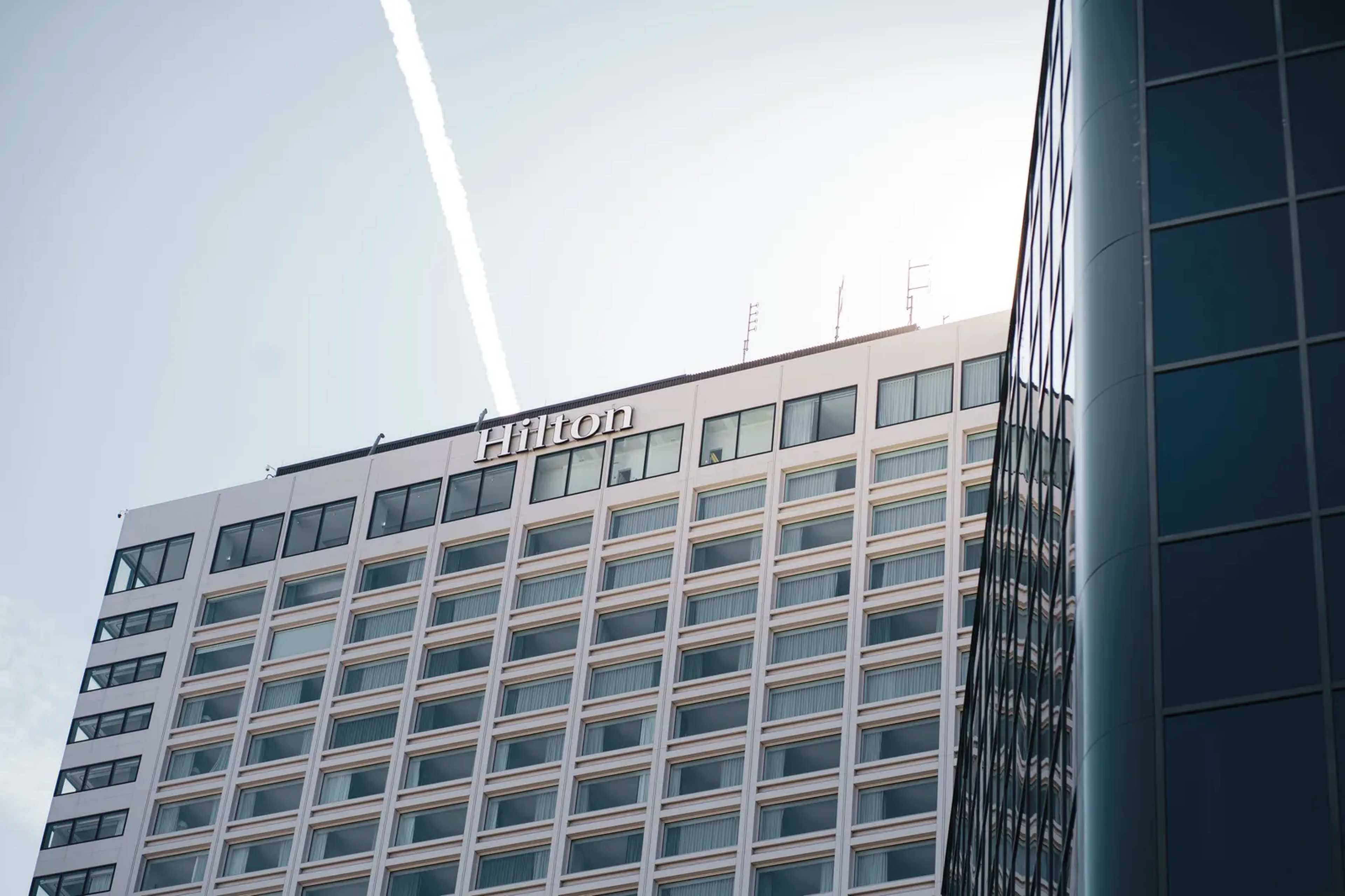 Hilton American Express Cards: Historical Welcome Offers Point to Strategic Application Windows