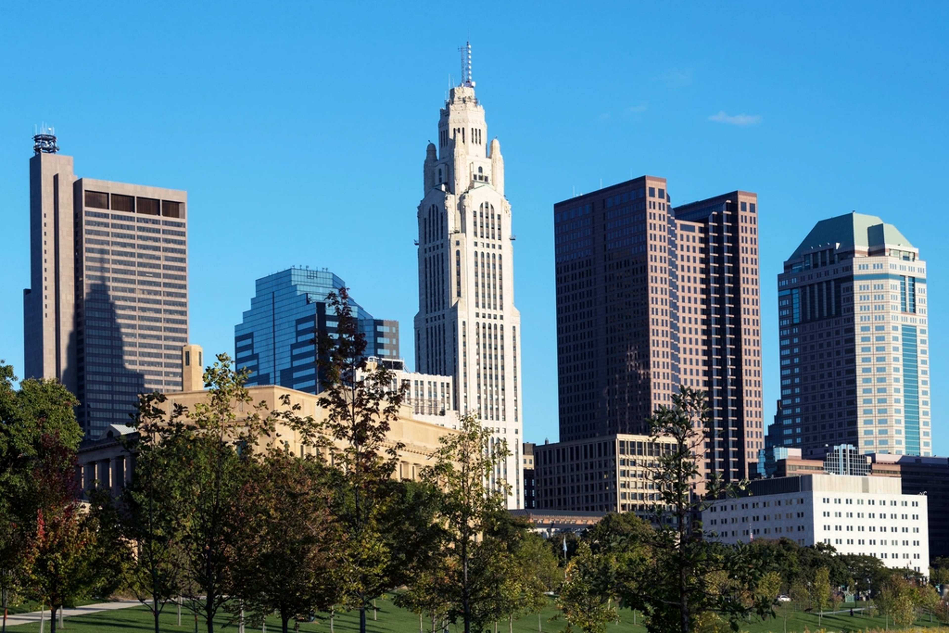 9 Small Towns Where $40,000 a Year Goes a Long Way in Retirement