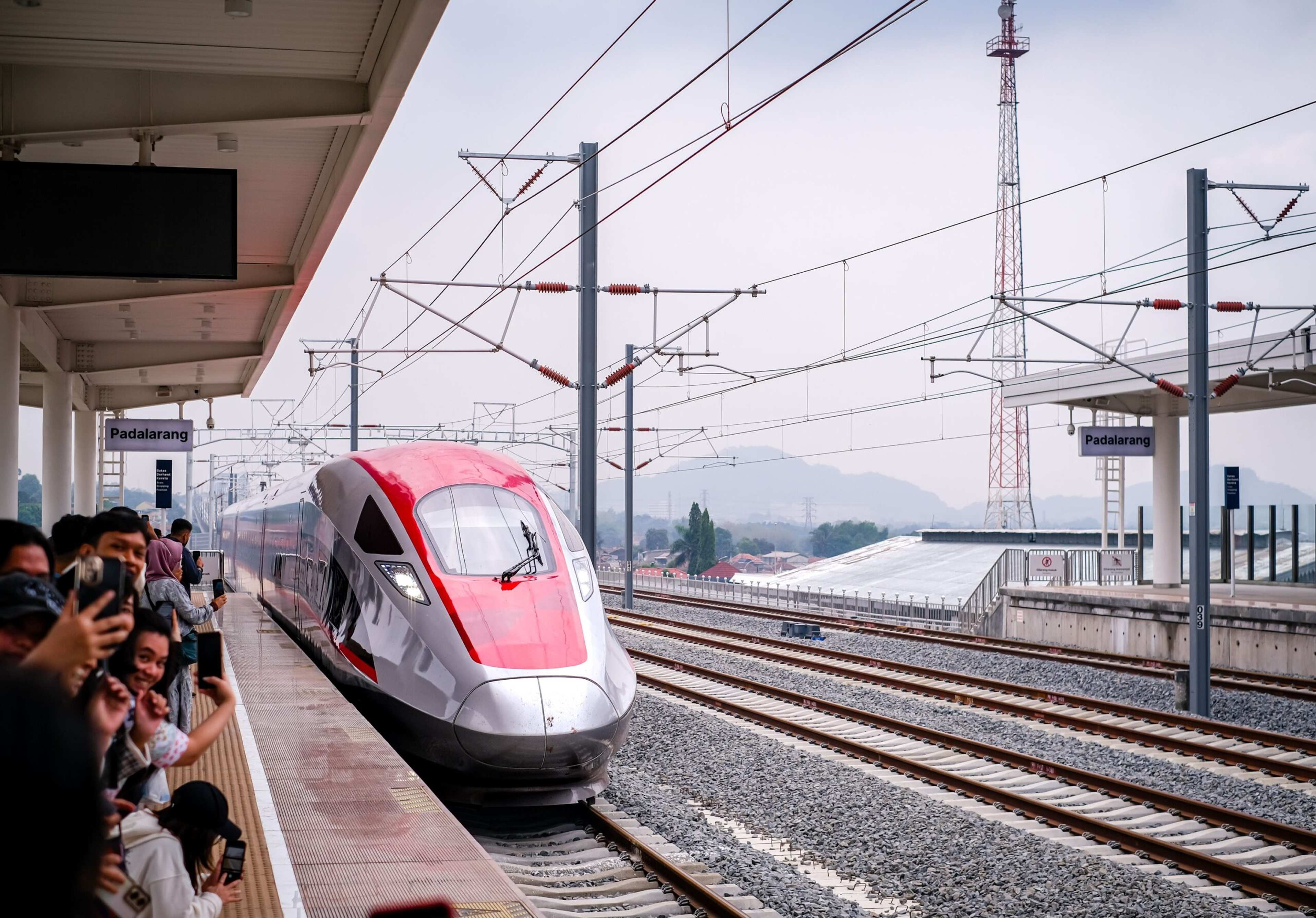 Top 10 Countries with Top-Tier Bullet Trains