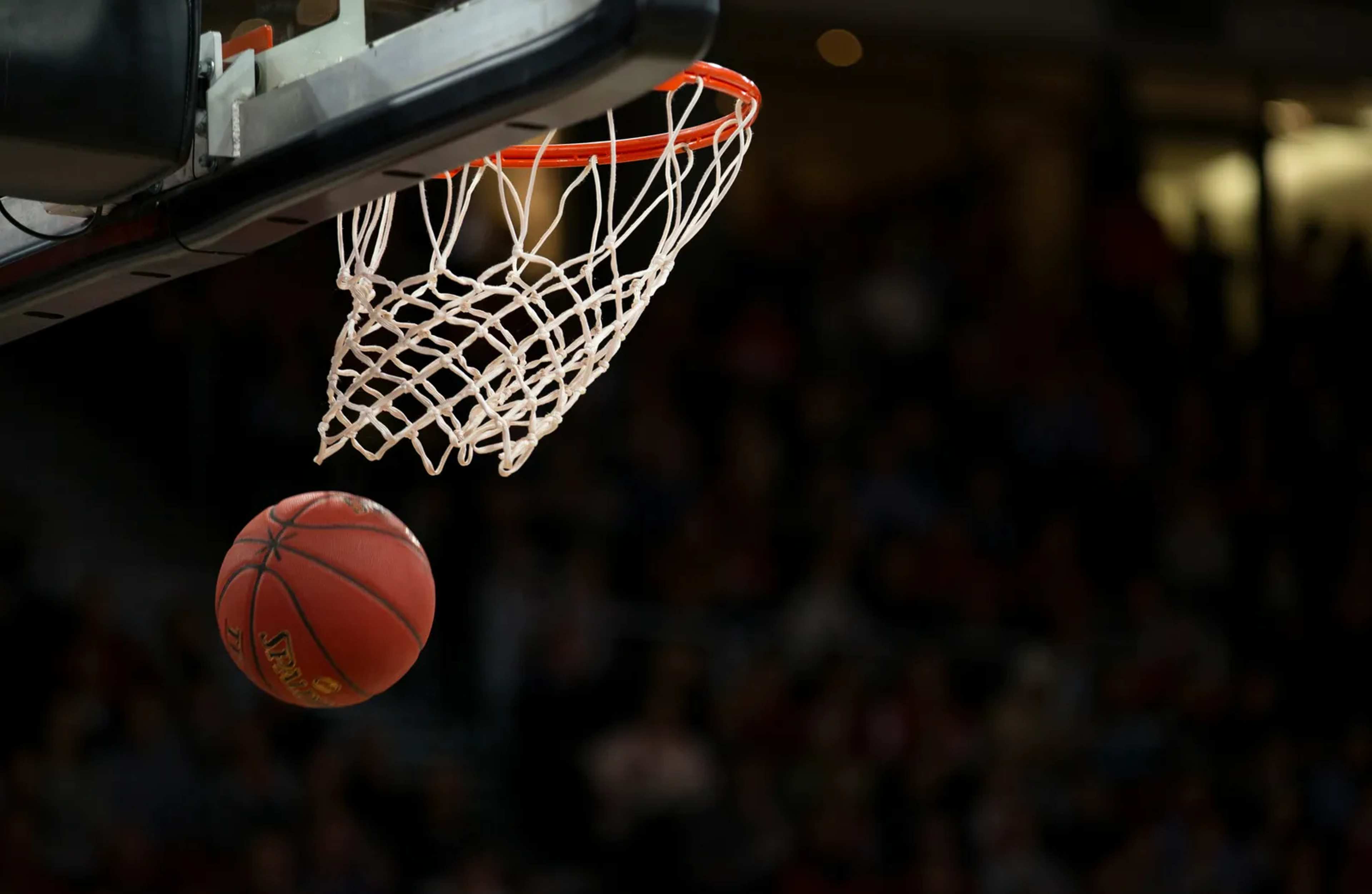 Surprise WNBA Tickets Spark Unforgettable Family Moments at Chase Center