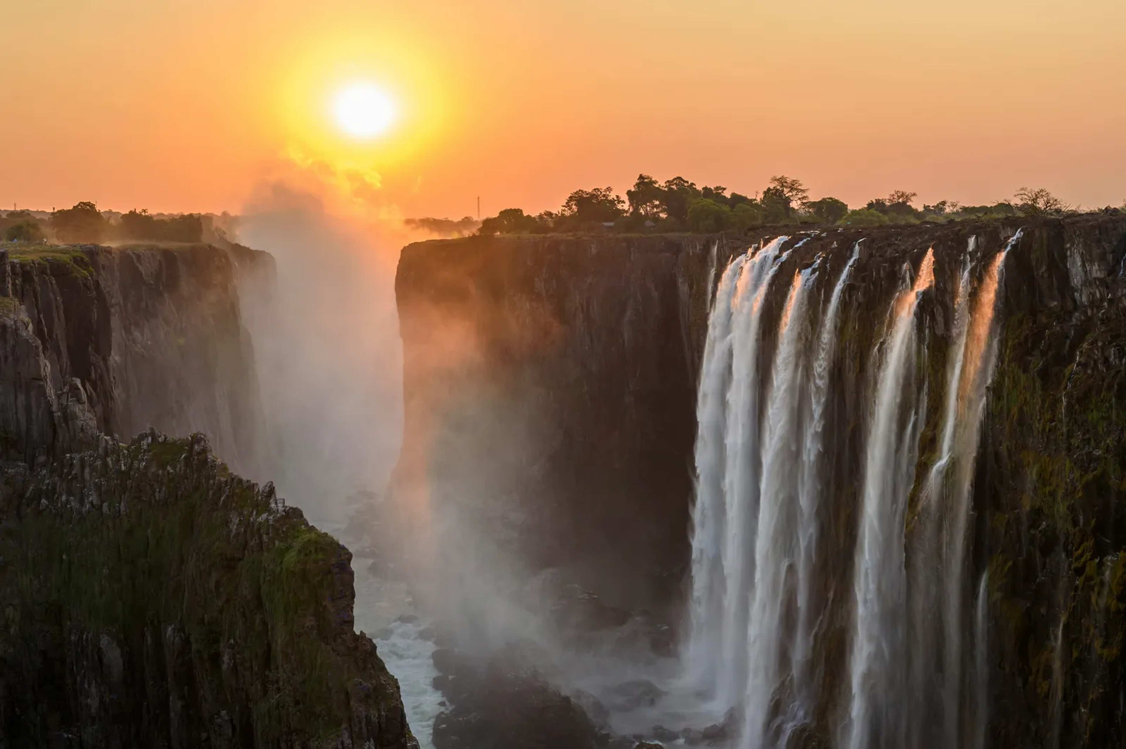 Victoria Falls in Reach: US Travelers Gain Simpler Access via Zambia’s E-Visa