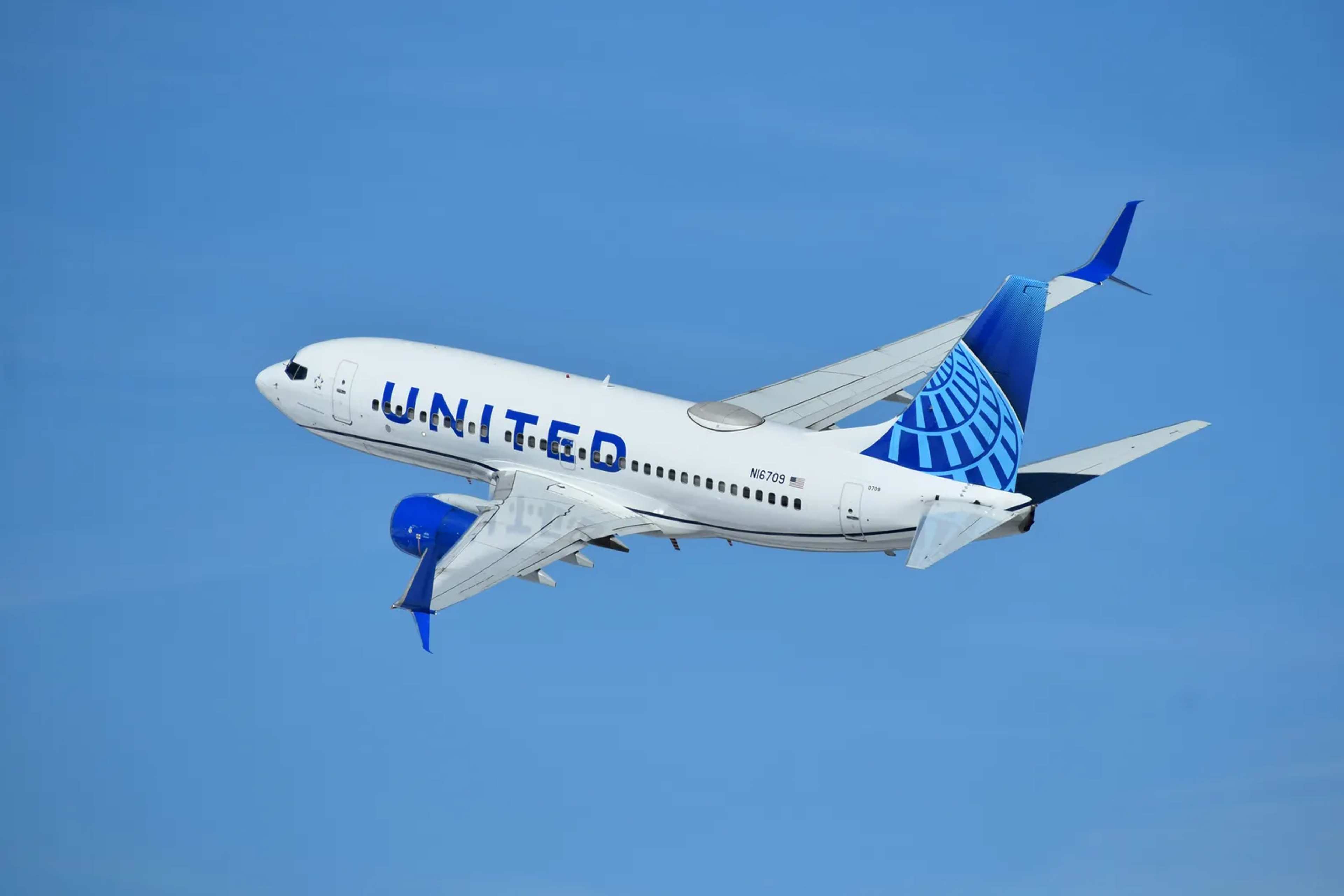 United Airlines to Resume Its Greenland Flight in 2027