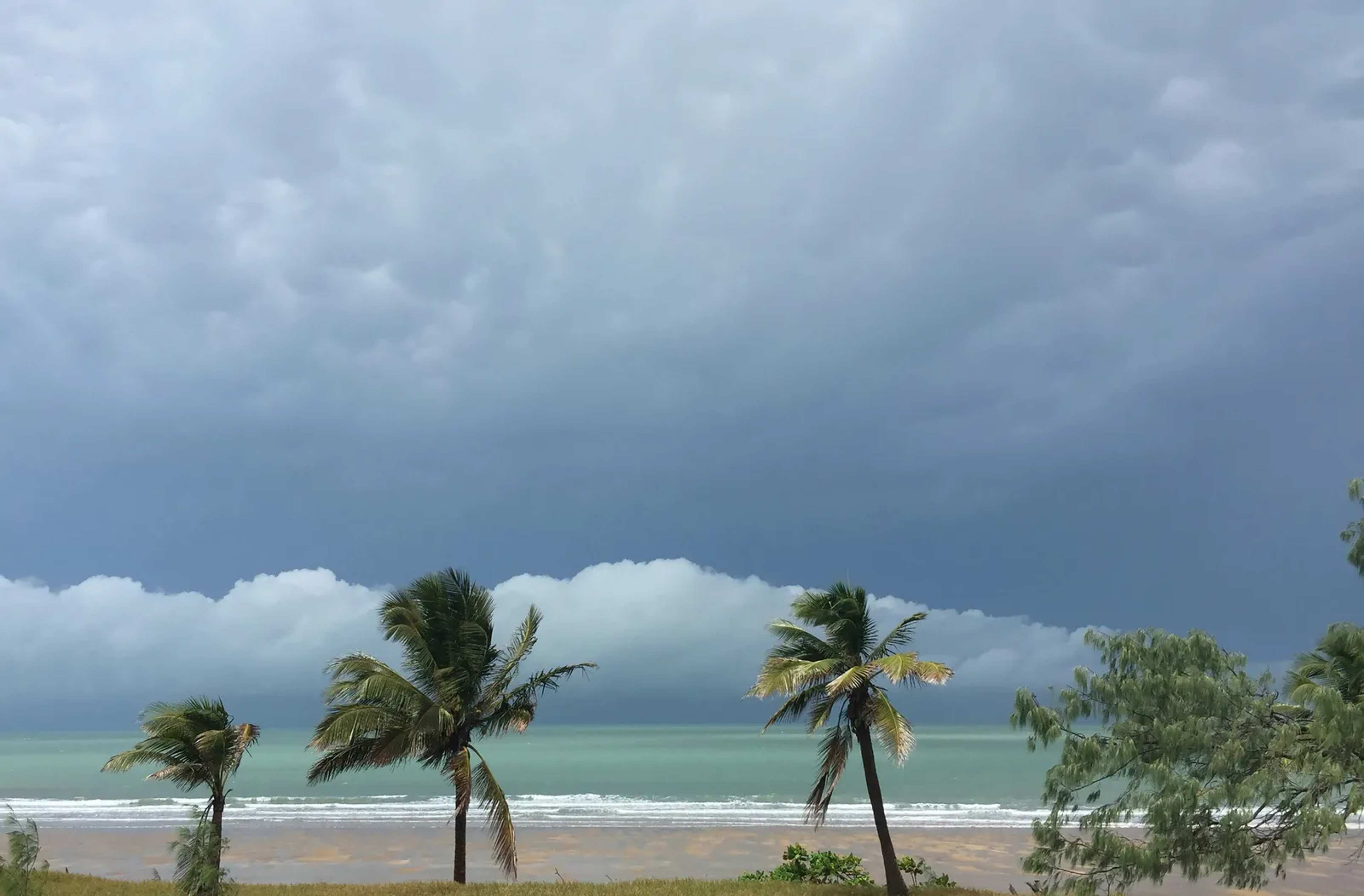 Gulf Coast Storm Warning Issued as Hawaii Tracks Pacific Threat