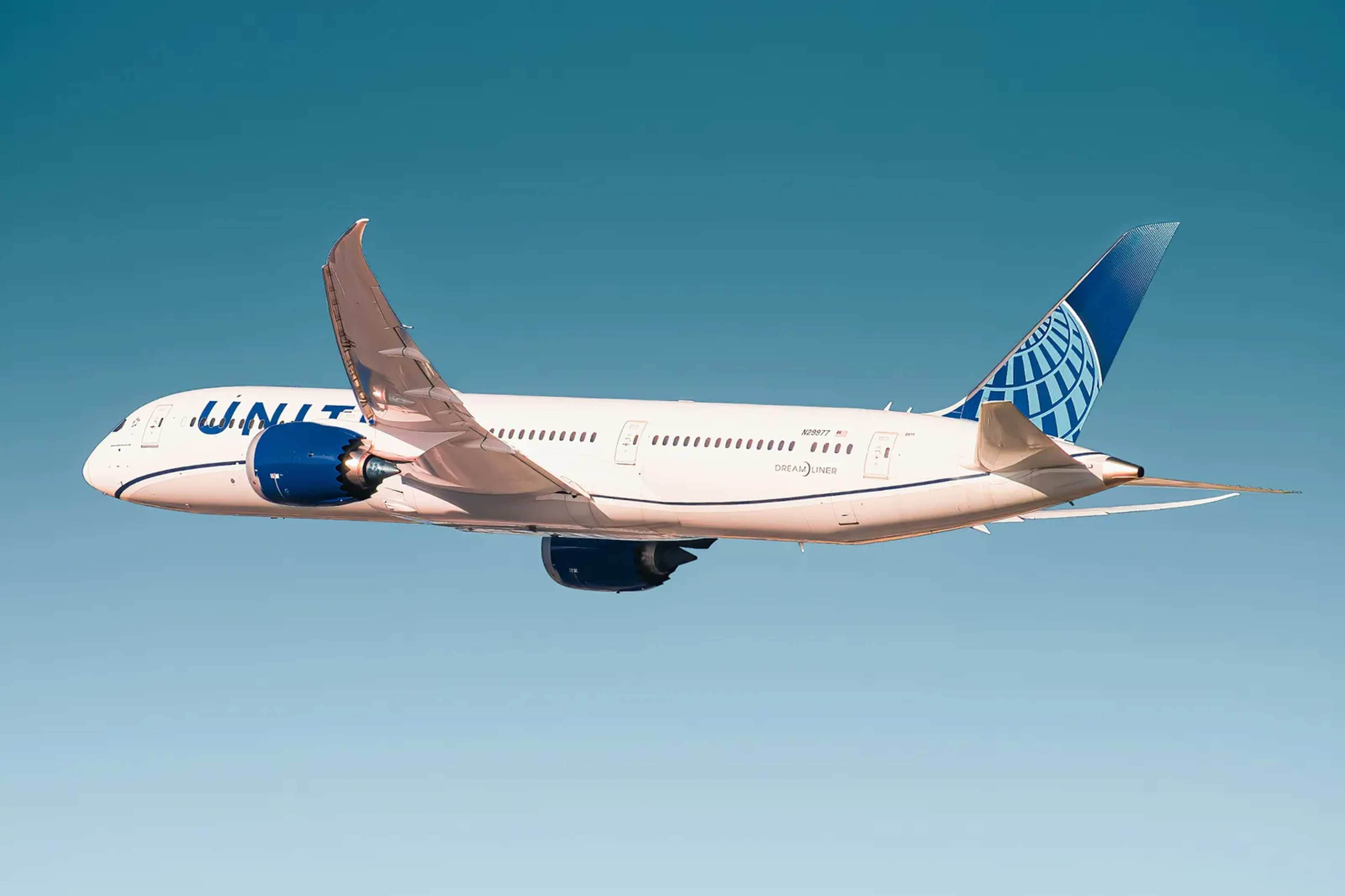 United Airlines Expands San Francisco Service With Two New Routes While Chicago Growth Stays on Hold